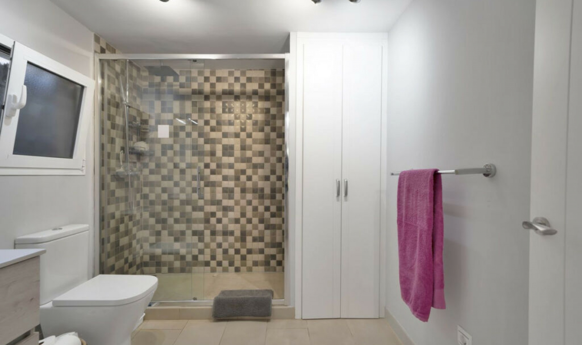 Resale - House -
San Pedro de Alcántara