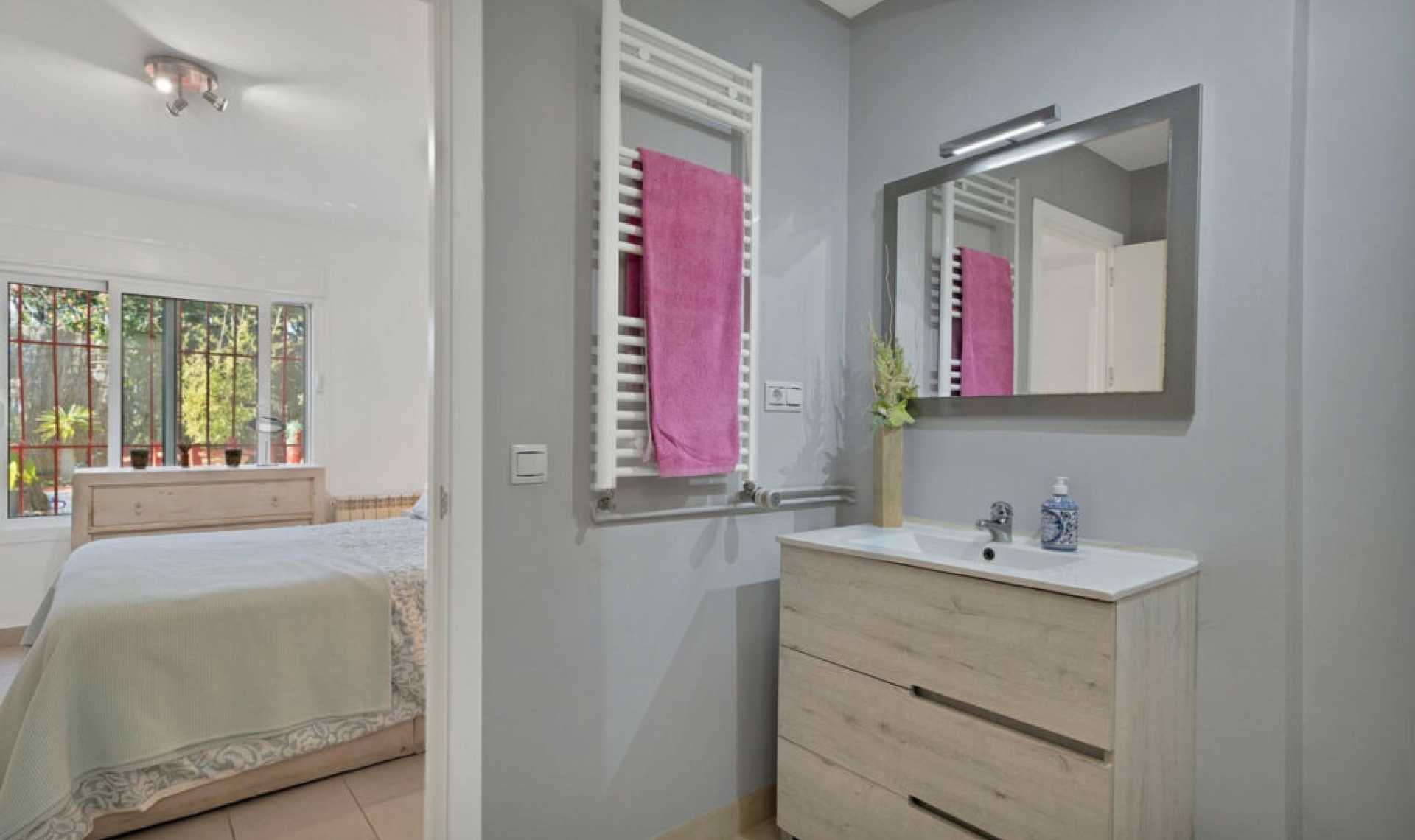 Resale - House -
San Pedro de Alcántara