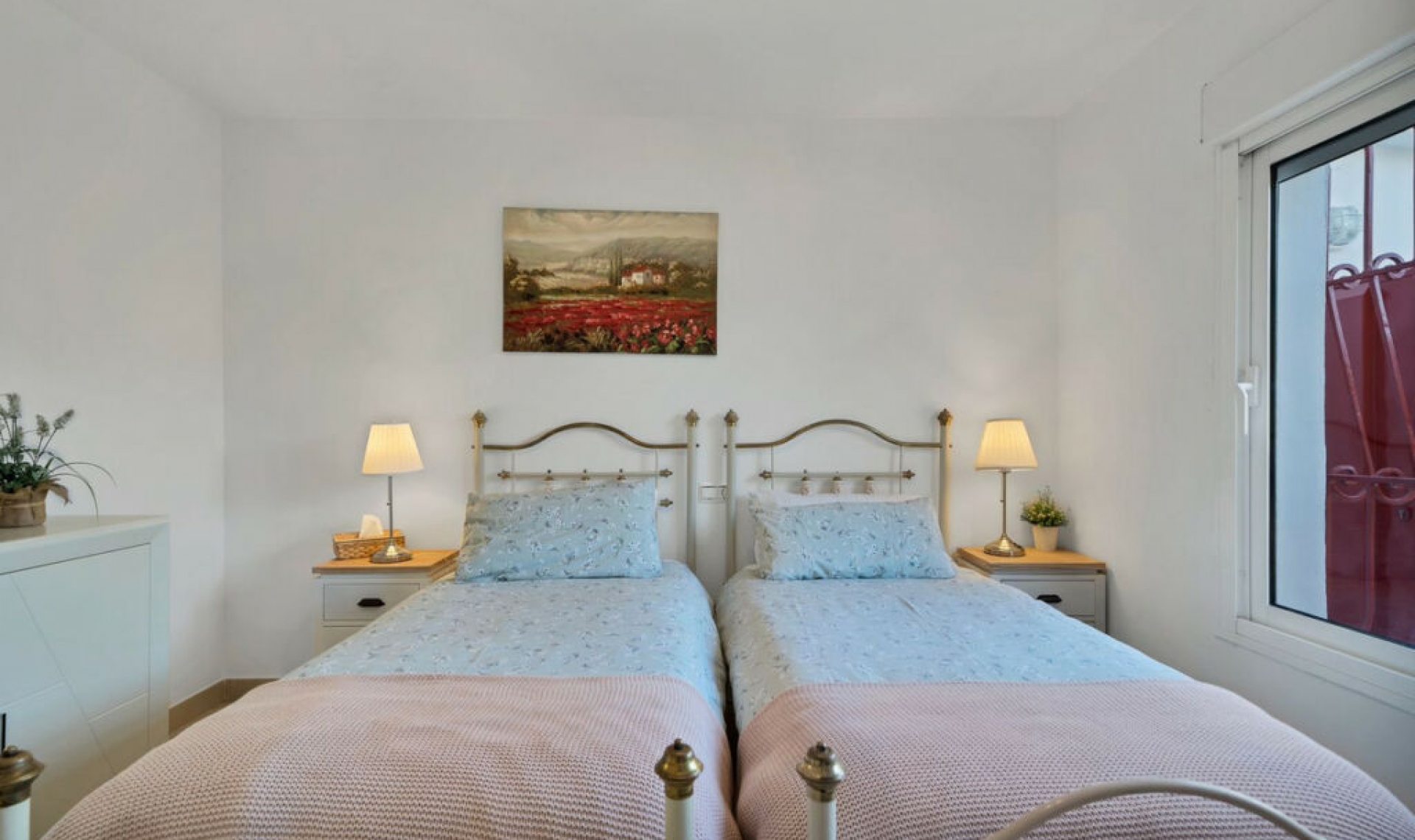 Resale - House -
San Pedro de Alcántara