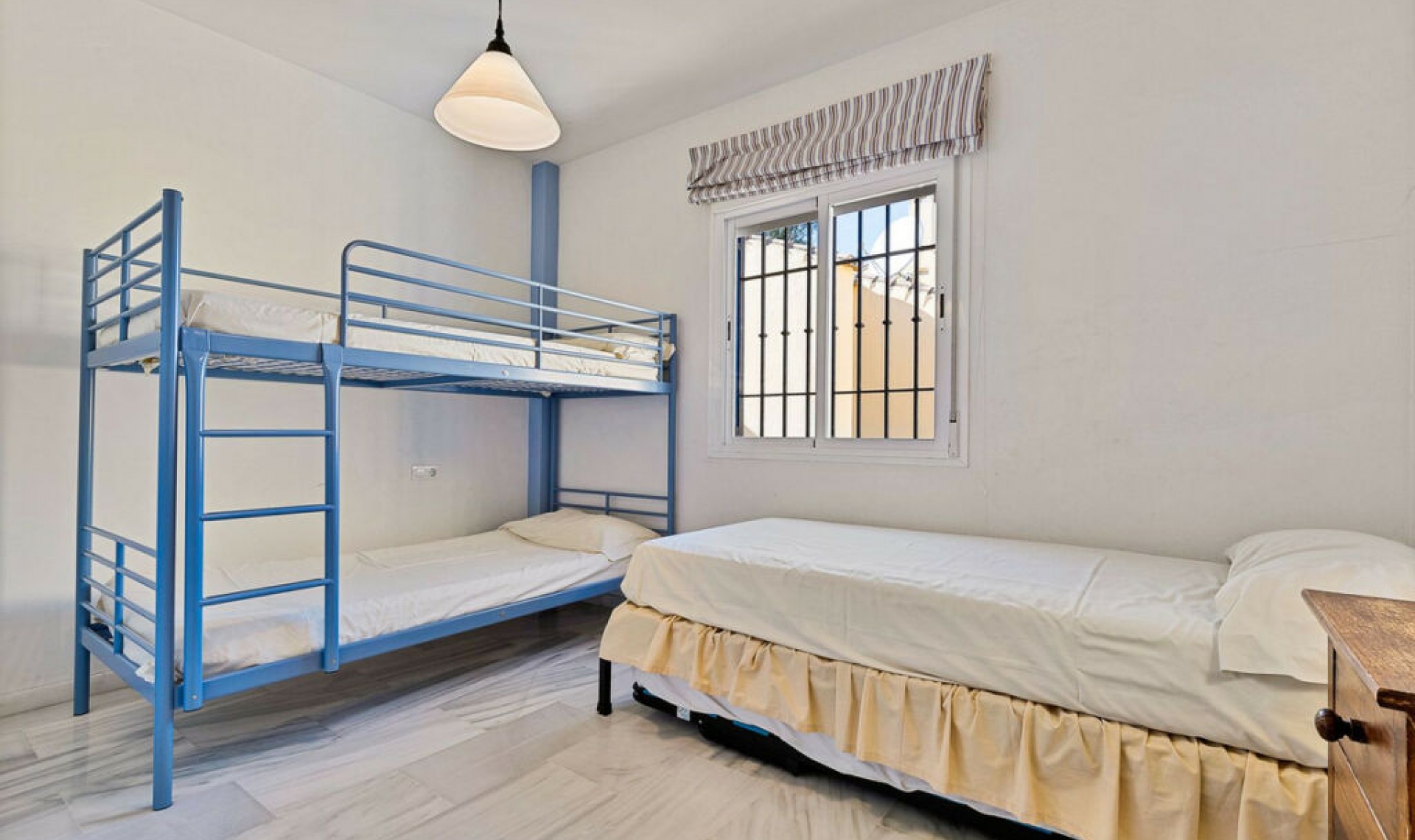 Resale - House -
San Pedro de Alcántara