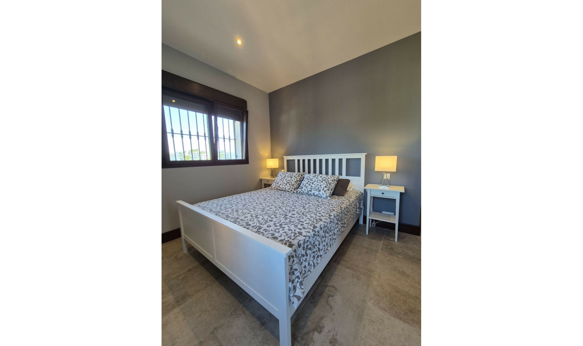 Resale - House -
San Pedro de Alcántara