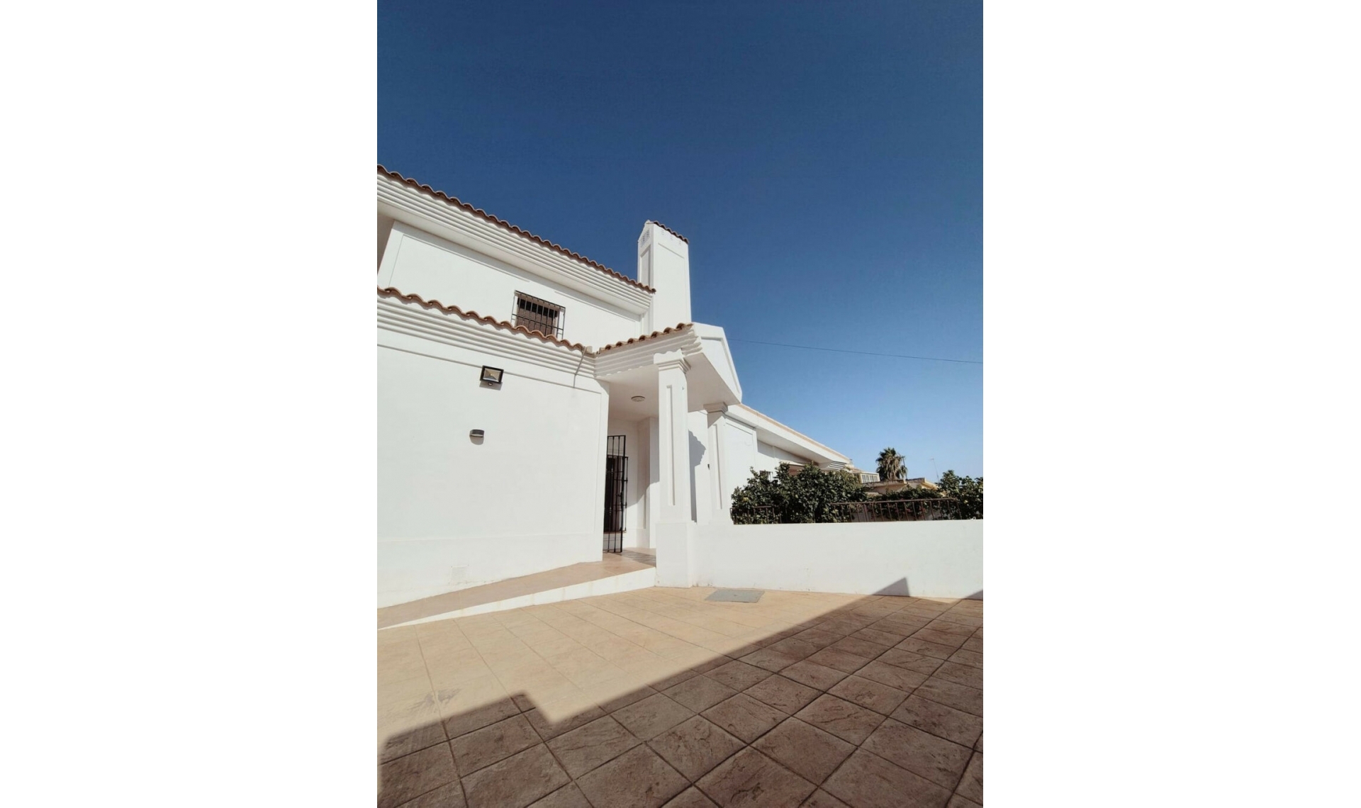 Resale - House -
San Pedro de Alcántara
