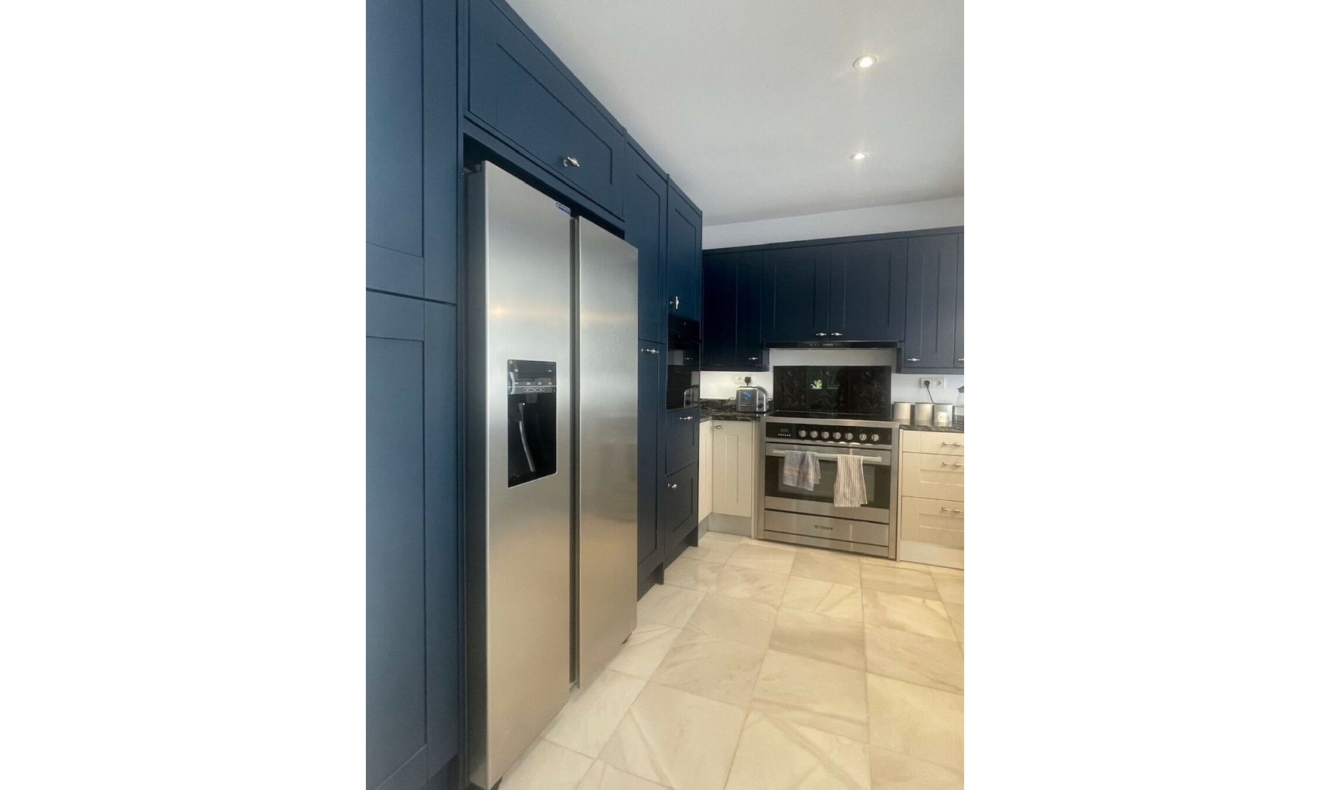 Resale - House -
San Pedro de Alcántara