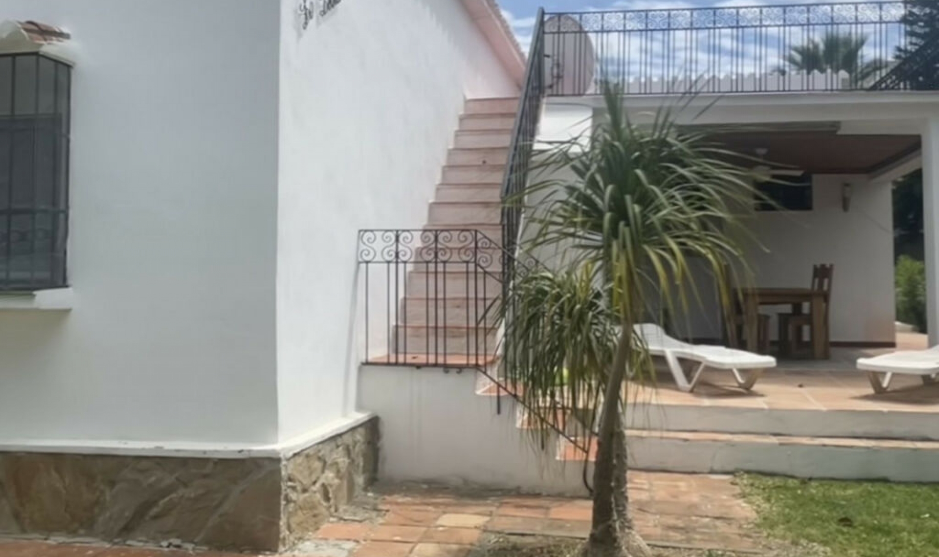 Resale - House -
San Pedro de Alcántara
