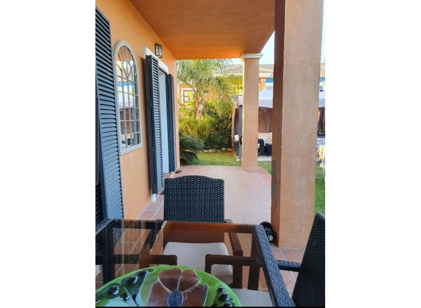 Resale - House -
San Pedro de Alcántara