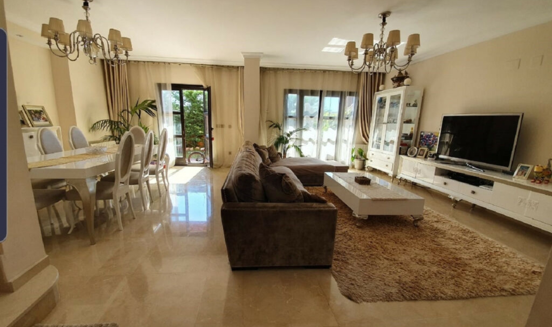 Resale - House -
San Pedro de Alcántara