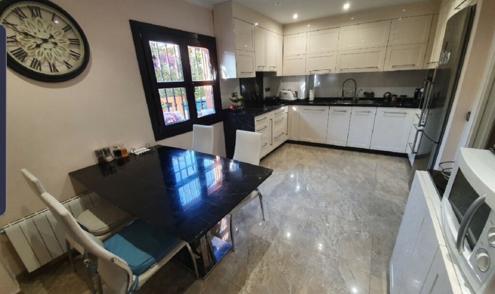 Resale - House -
San Pedro de Alcántara