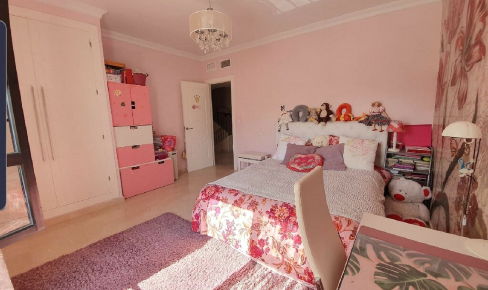 Resale - House -
San Pedro de Alcántara