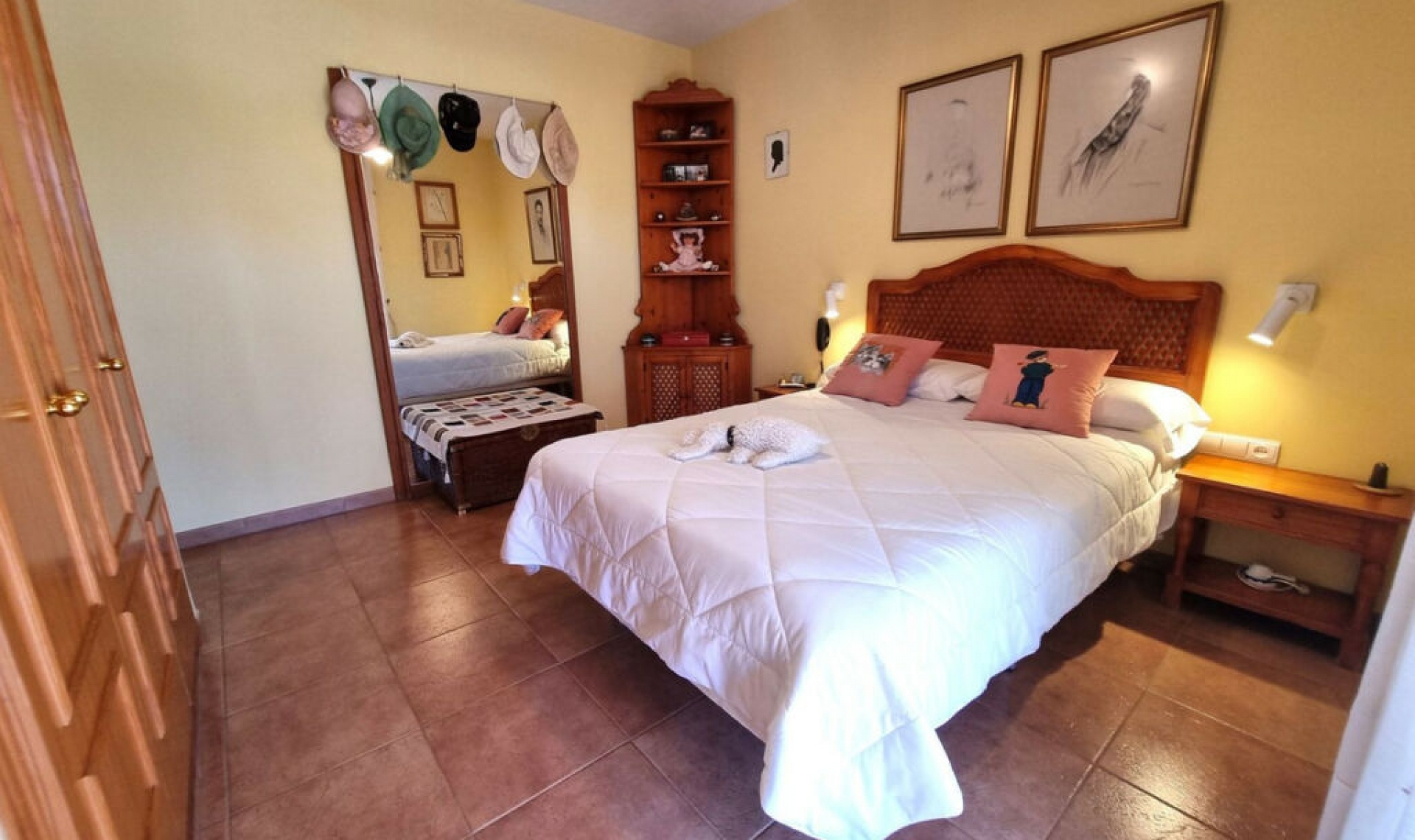 Resale - House -
San Pedro de Alcántara