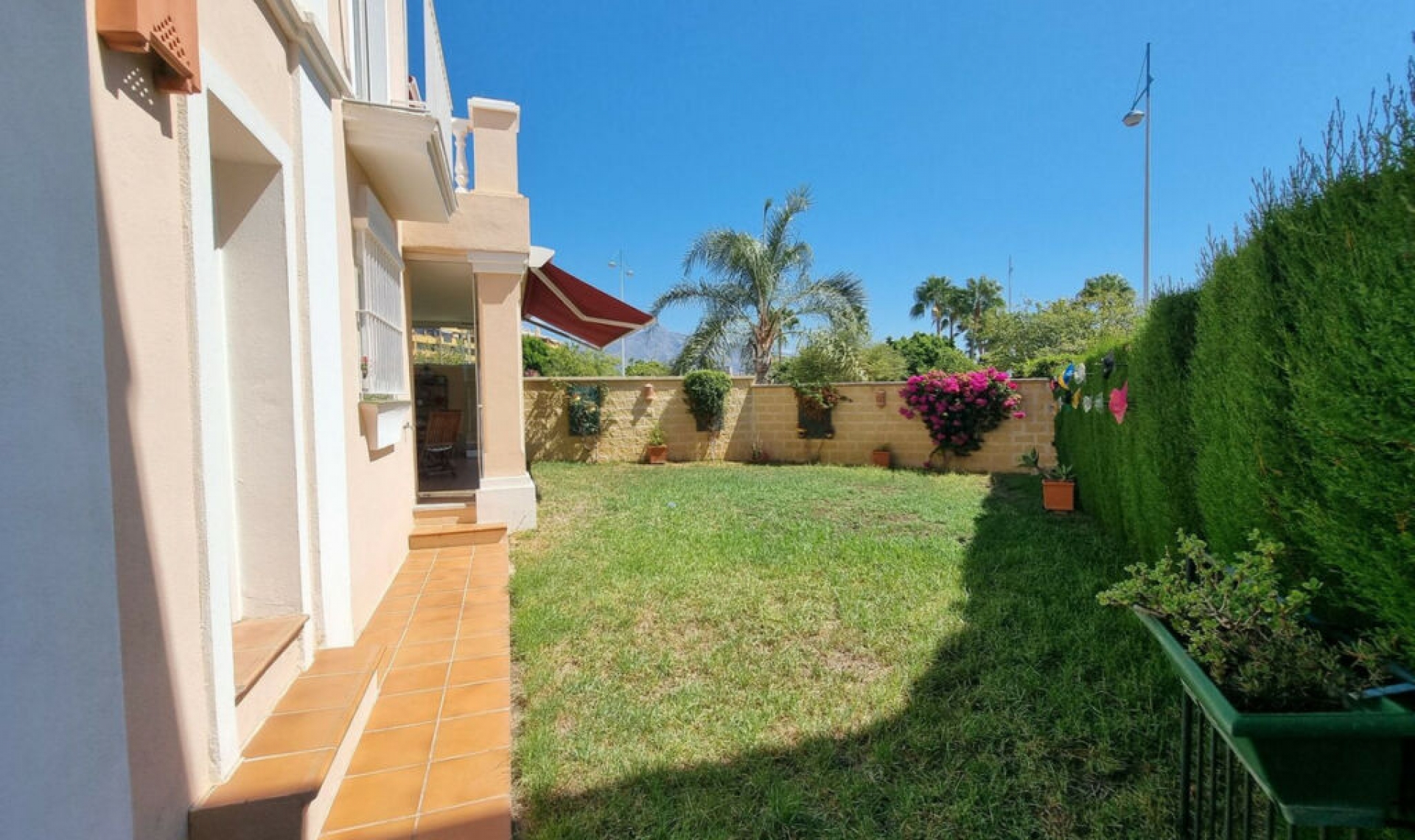 Resale - House -
San Pedro de Alcántara