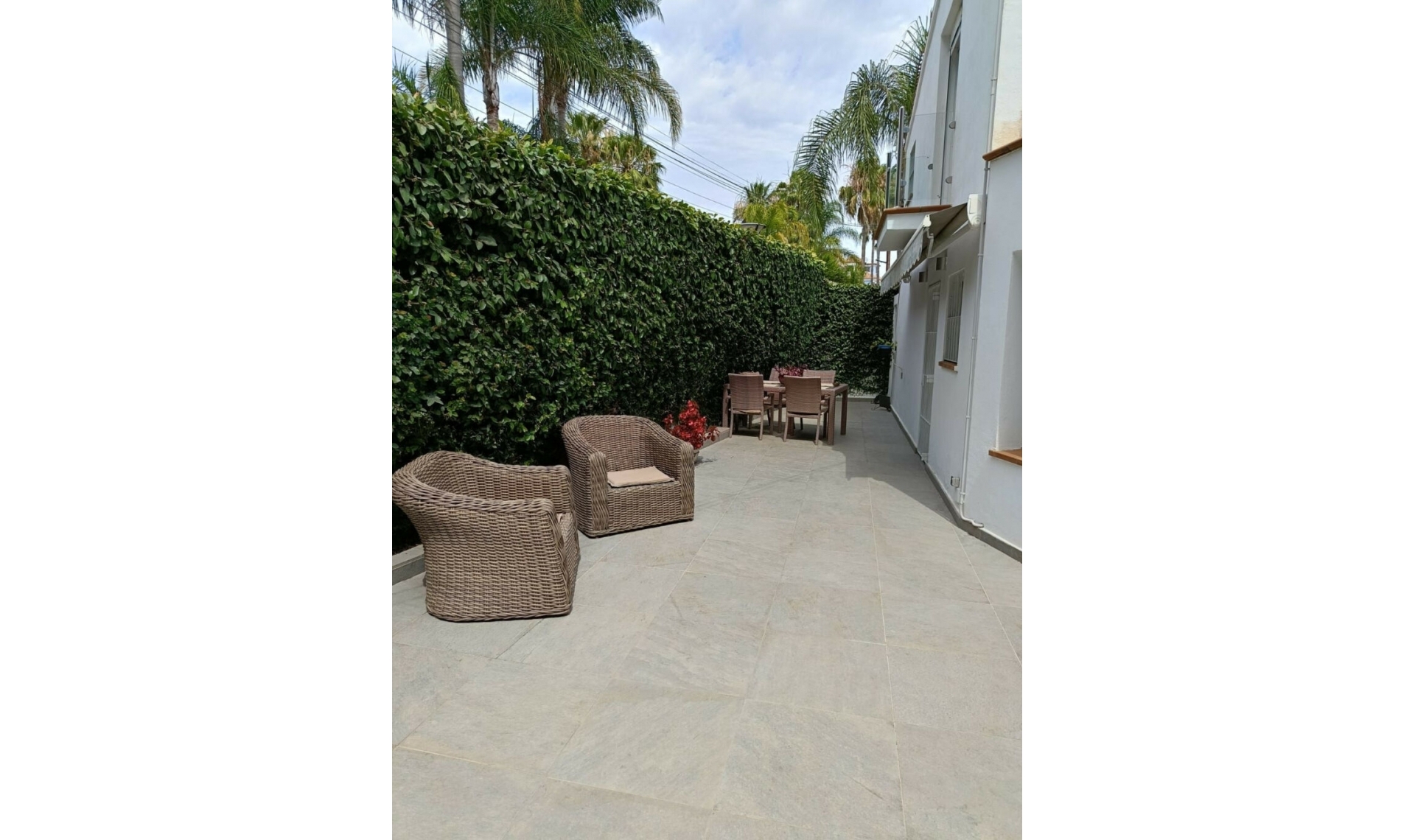 Resale - House -
San Pedro de Alcántara