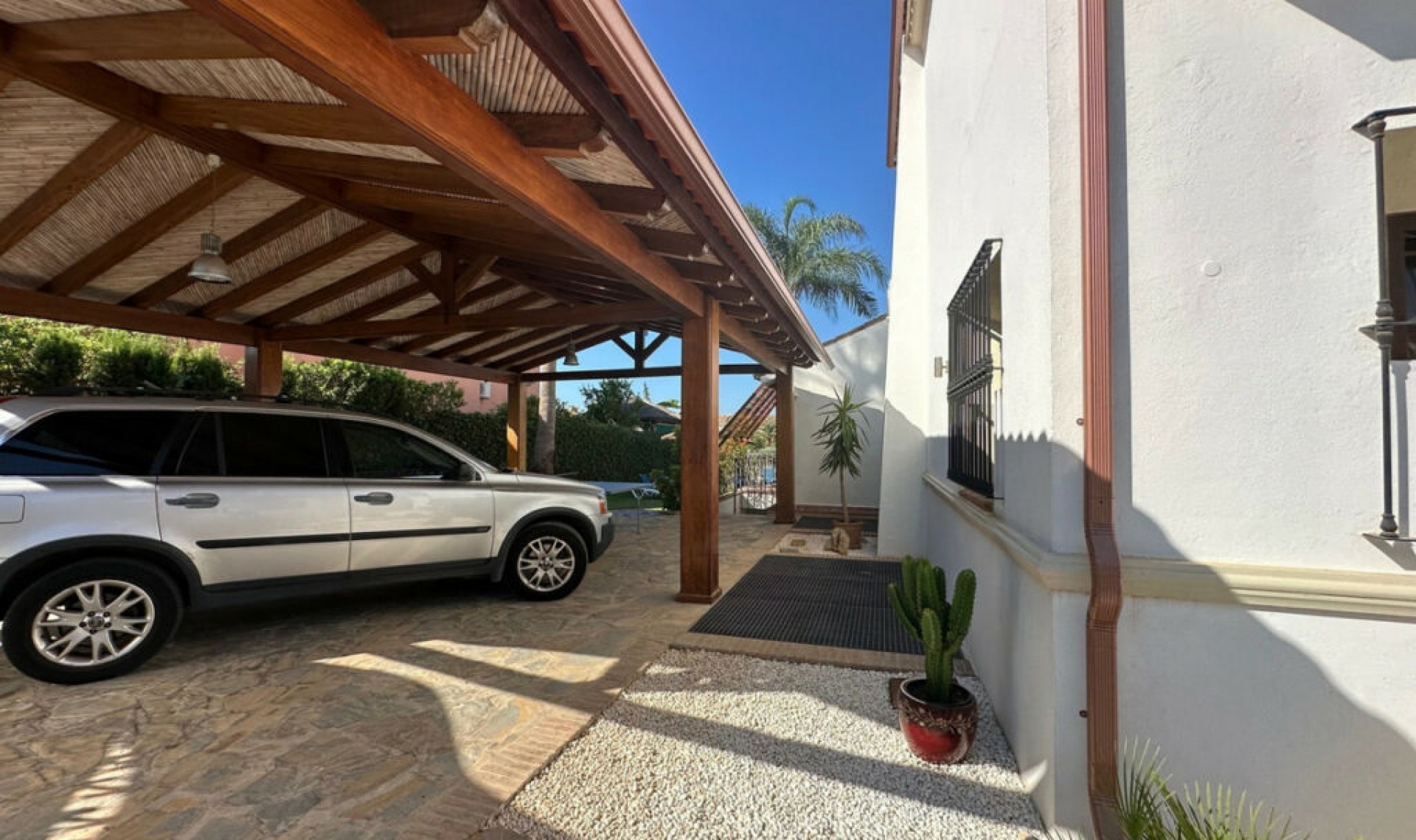 Resale - House -
San Pedro de Alcántara