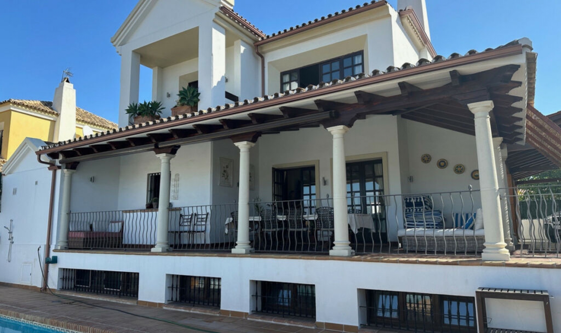 Resale - House -
San Pedro de Alcántara