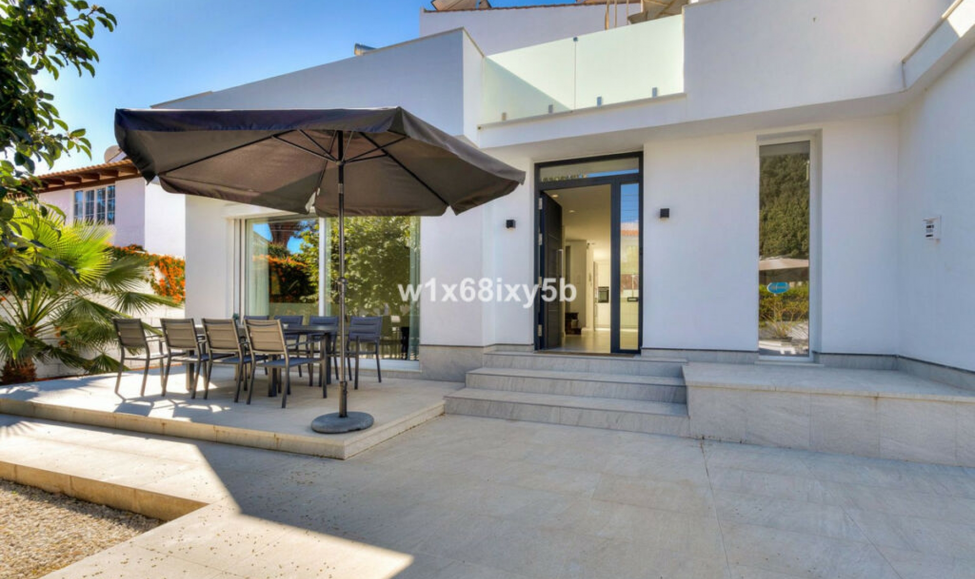 Resale - House -
San Pedro de Alcántara