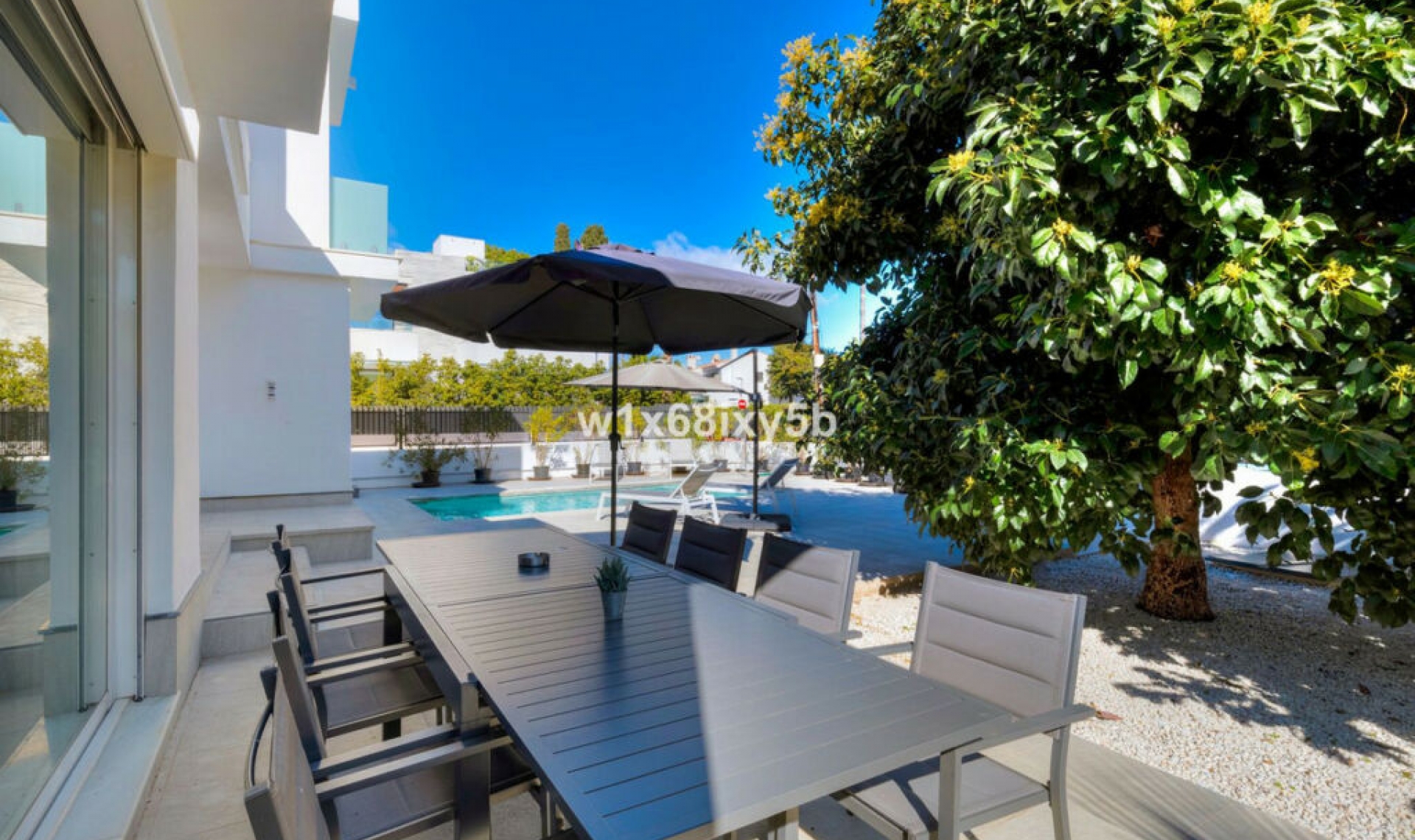 Resale - House -
San Pedro de Alcántara