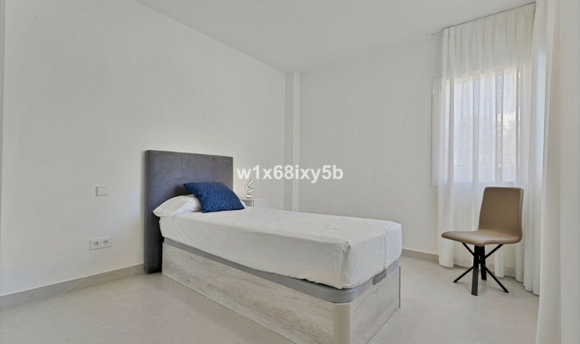 Resale - House -
San Pedro de Alcántara