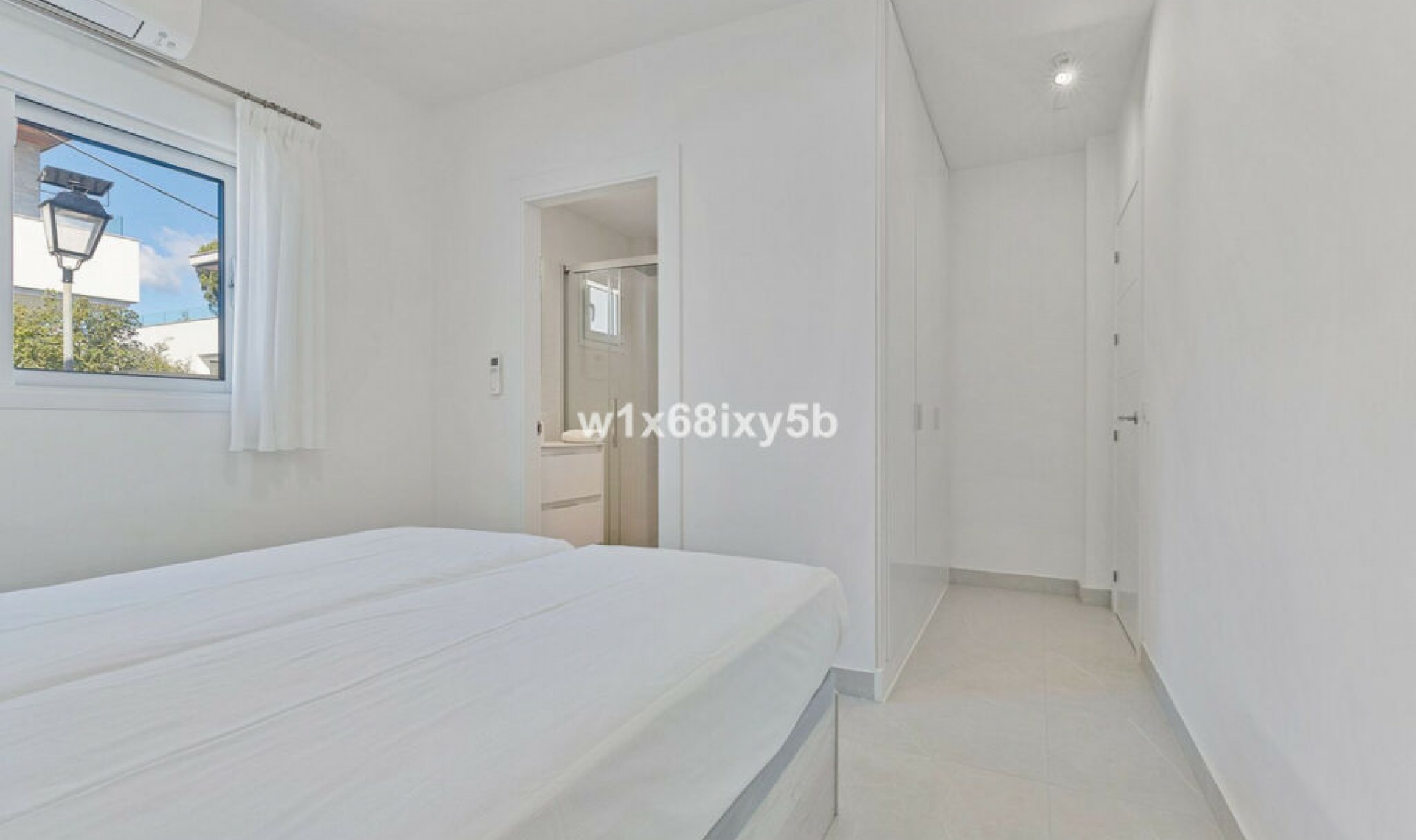 Resale - House -
San Pedro de Alcántara