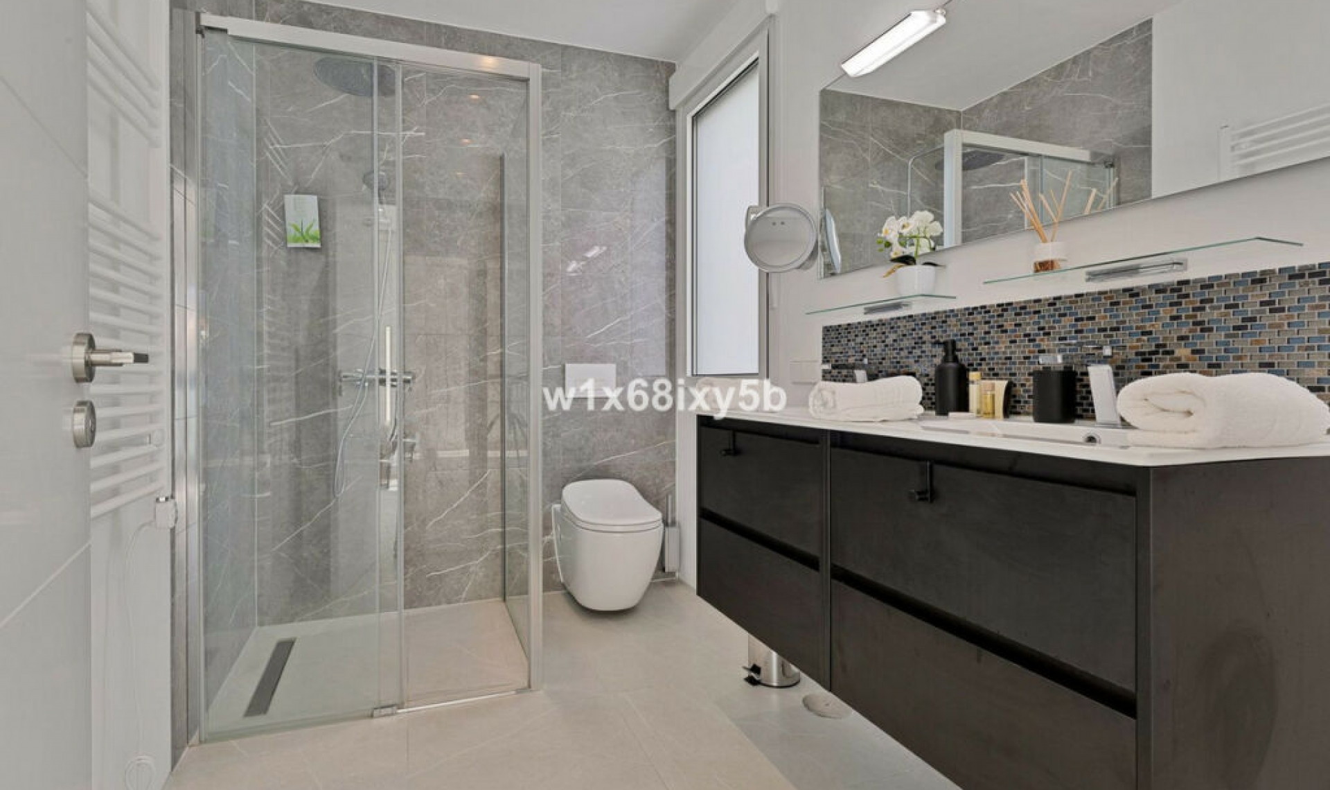 Resale - House -
San Pedro de Alcántara