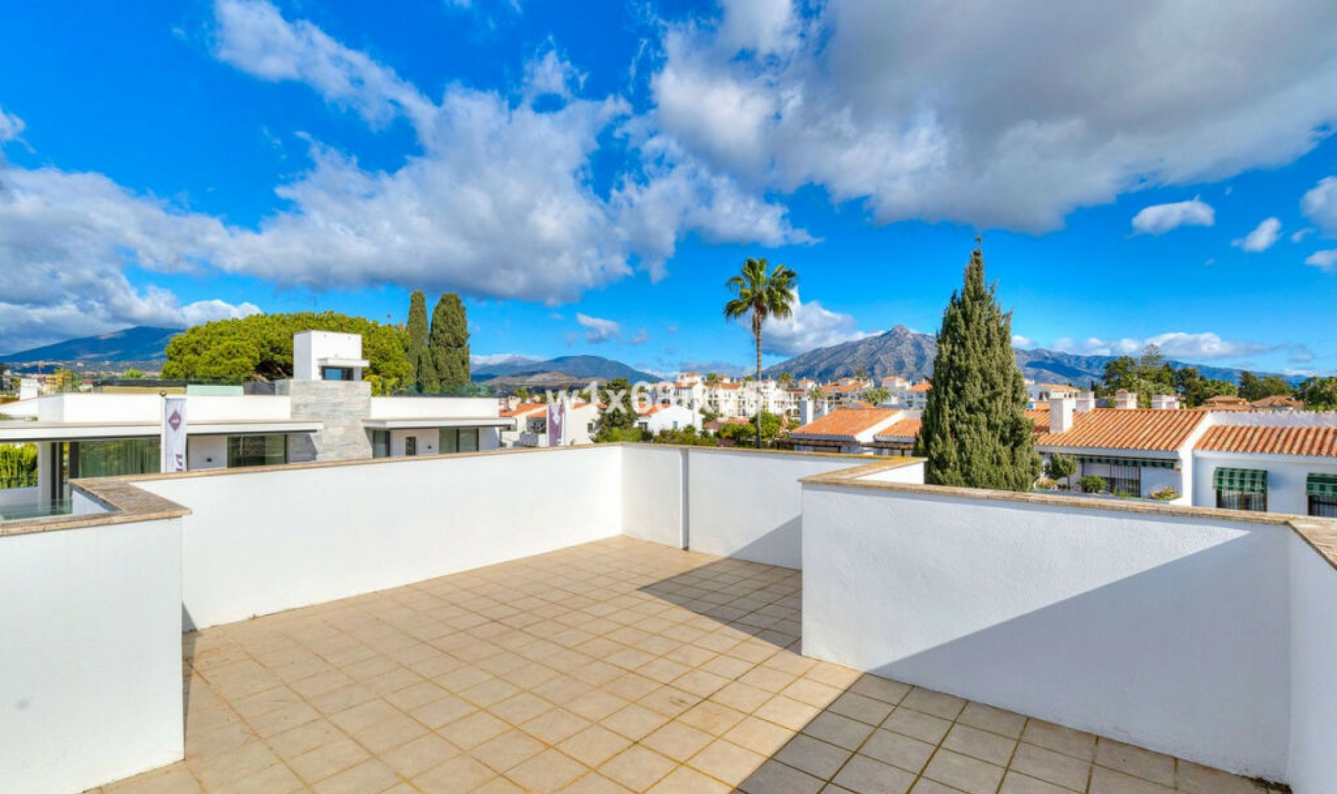 Resale - House -
San Pedro de Alcántara