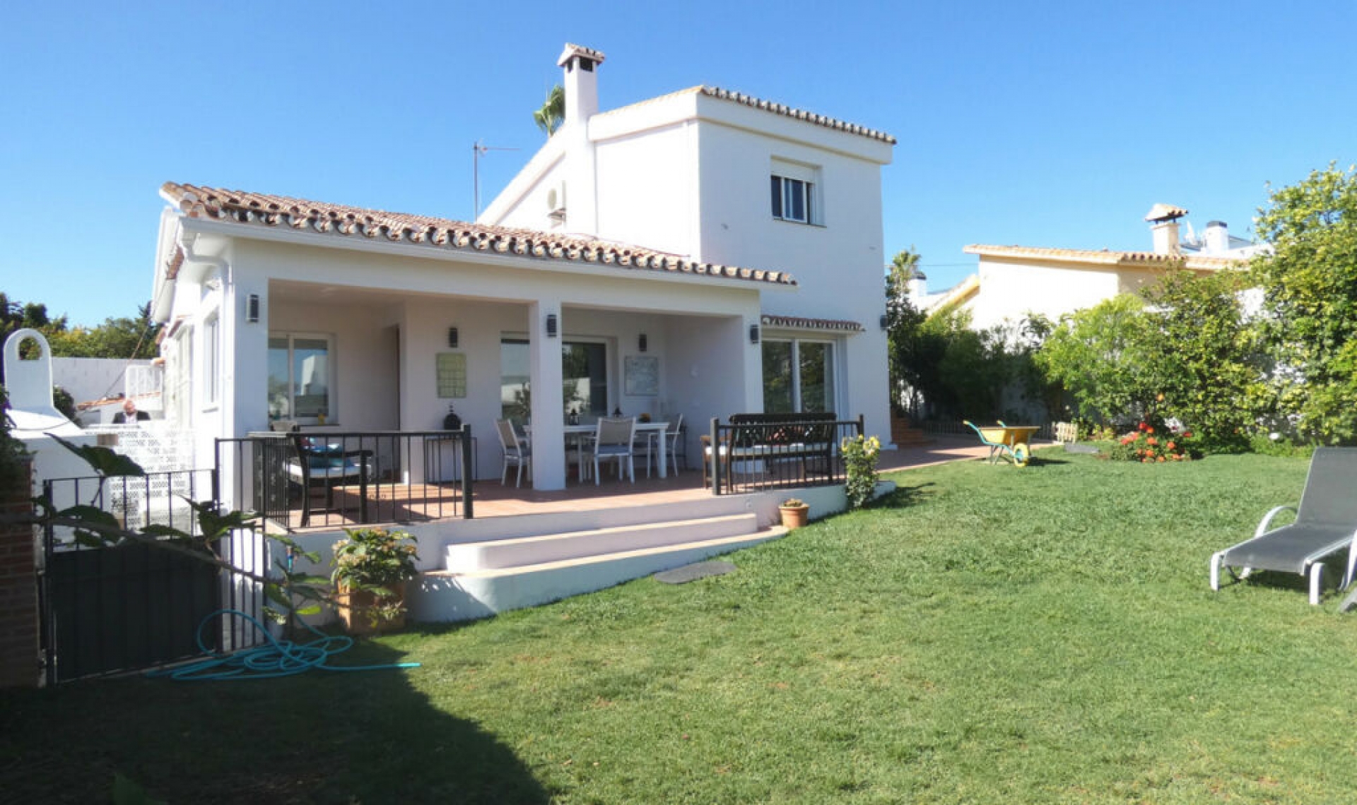 Resale - House -
San Pedro de Alcántara