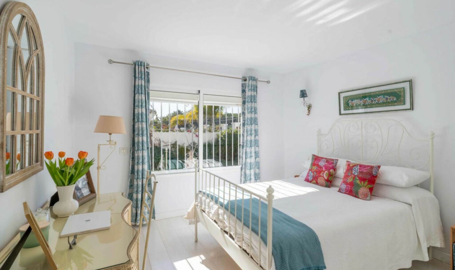 Resale - House -
San Pedro de Alcántara