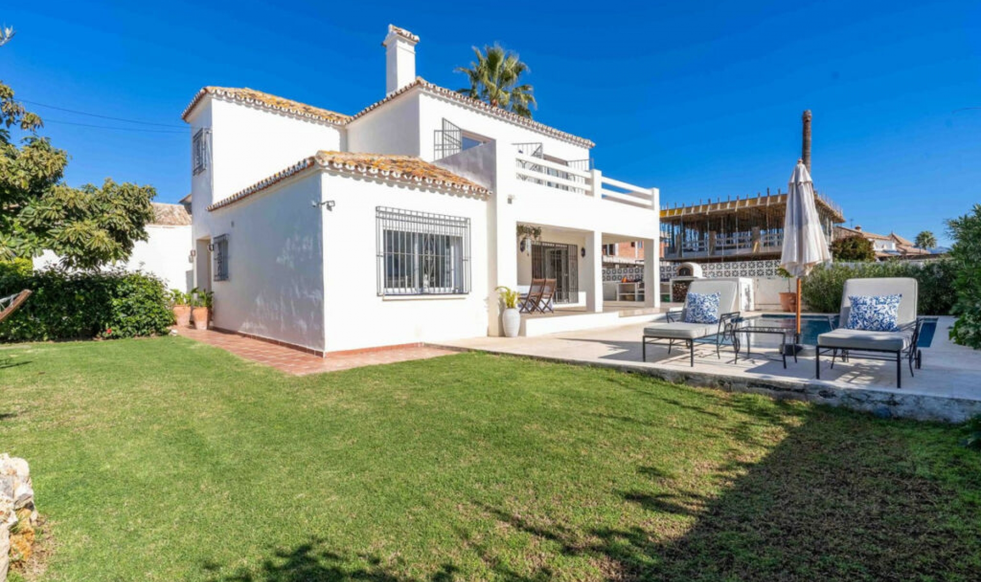 Resale - House -
San Pedro de Alcántara