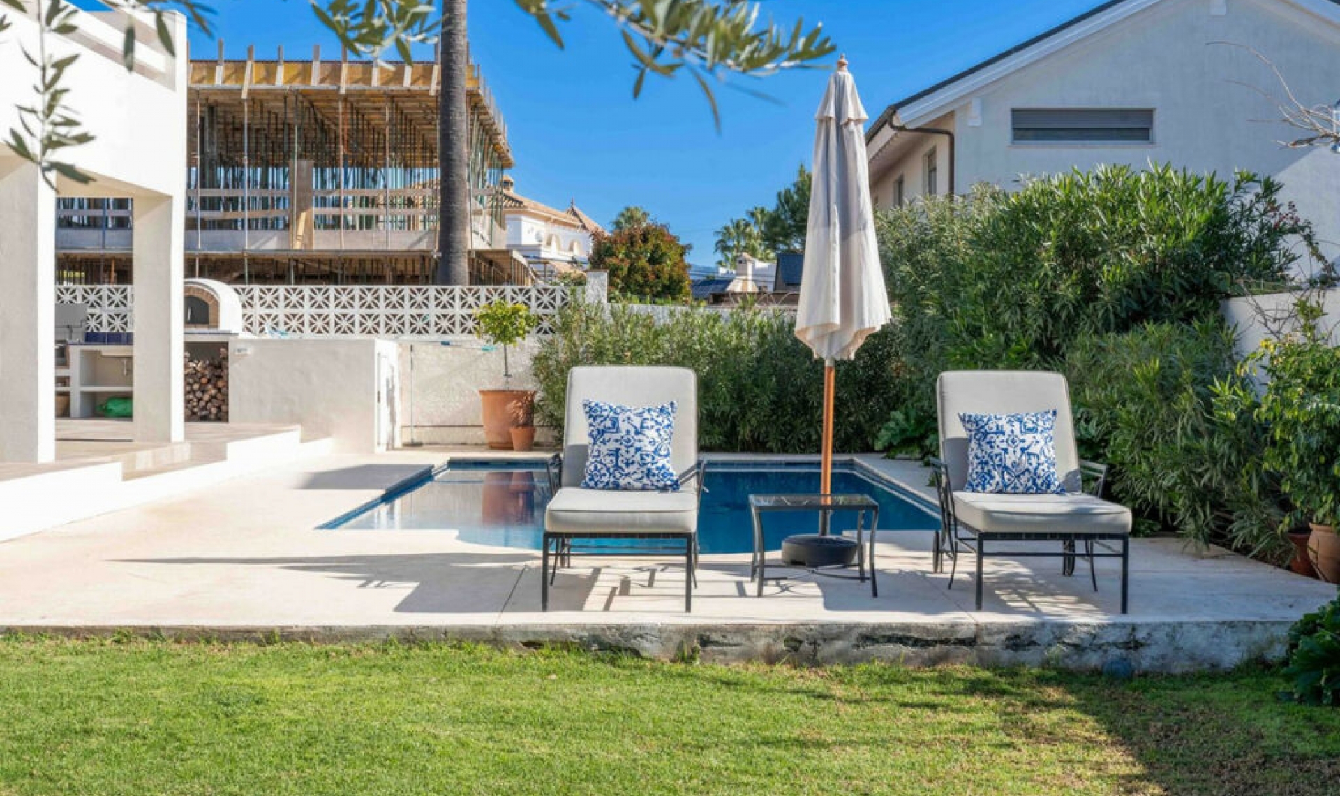 Resale - House -
San Pedro de Alcántara