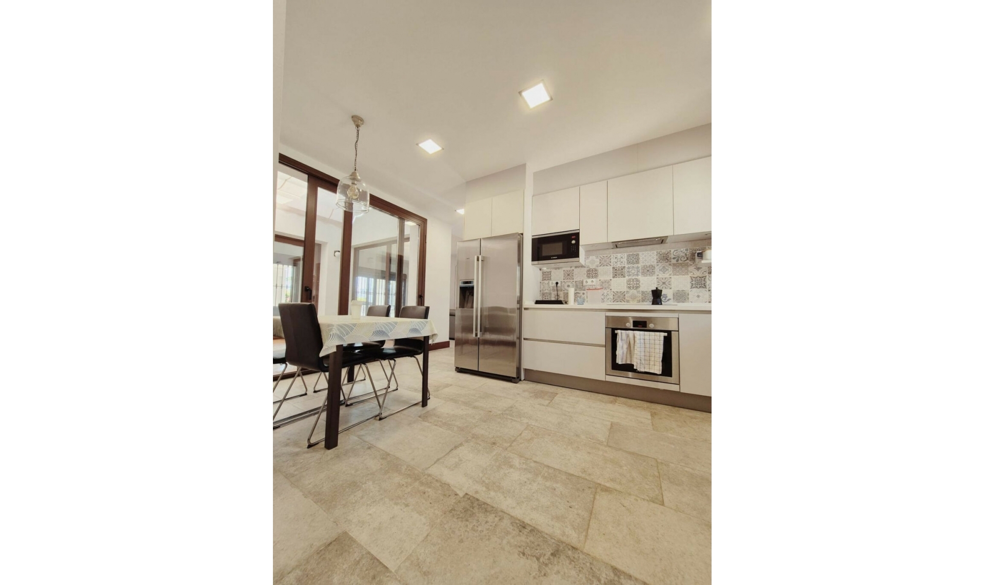 Resale - House -
San Pedro de Alcántara