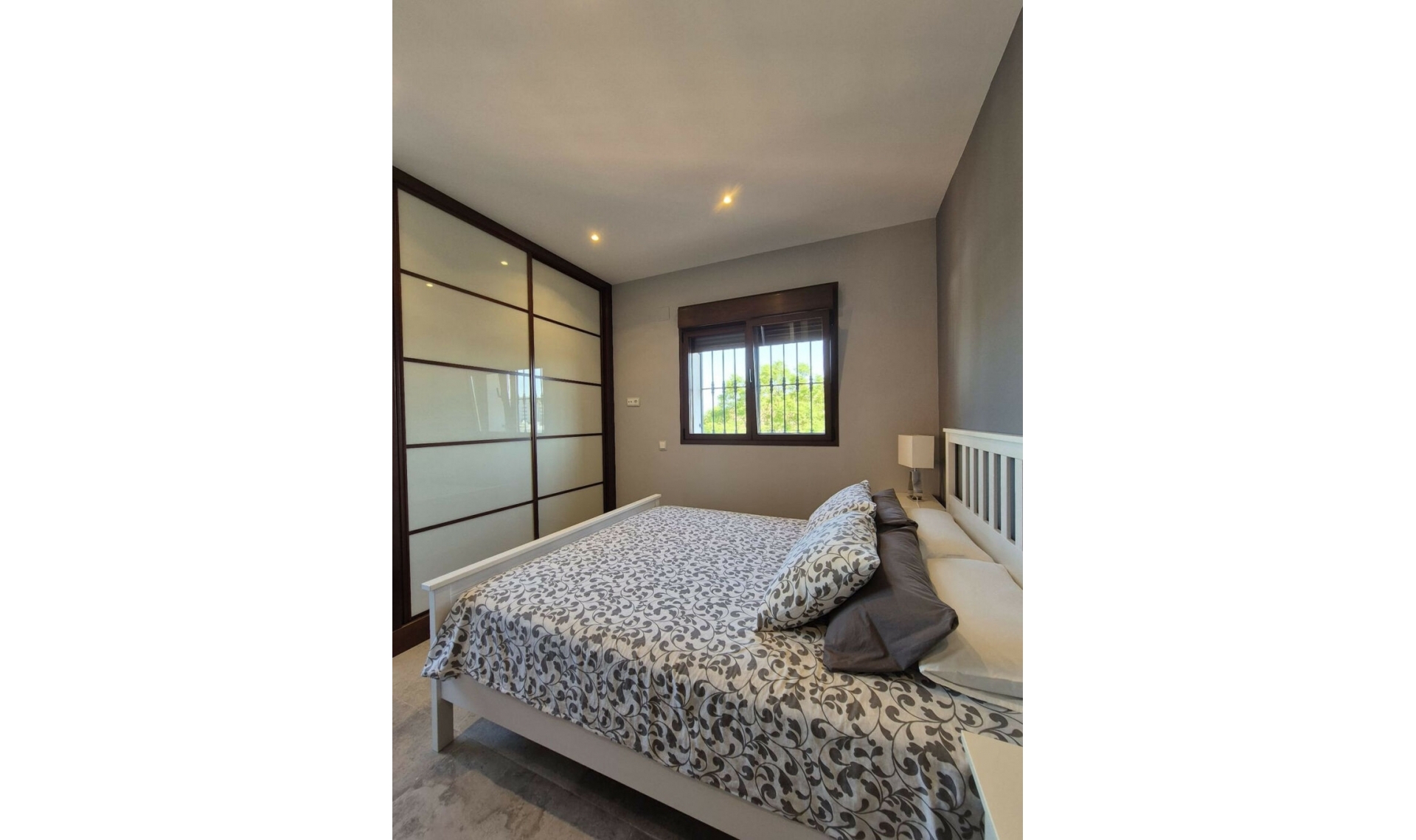 Resale - House -
San Pedro de Alcántara