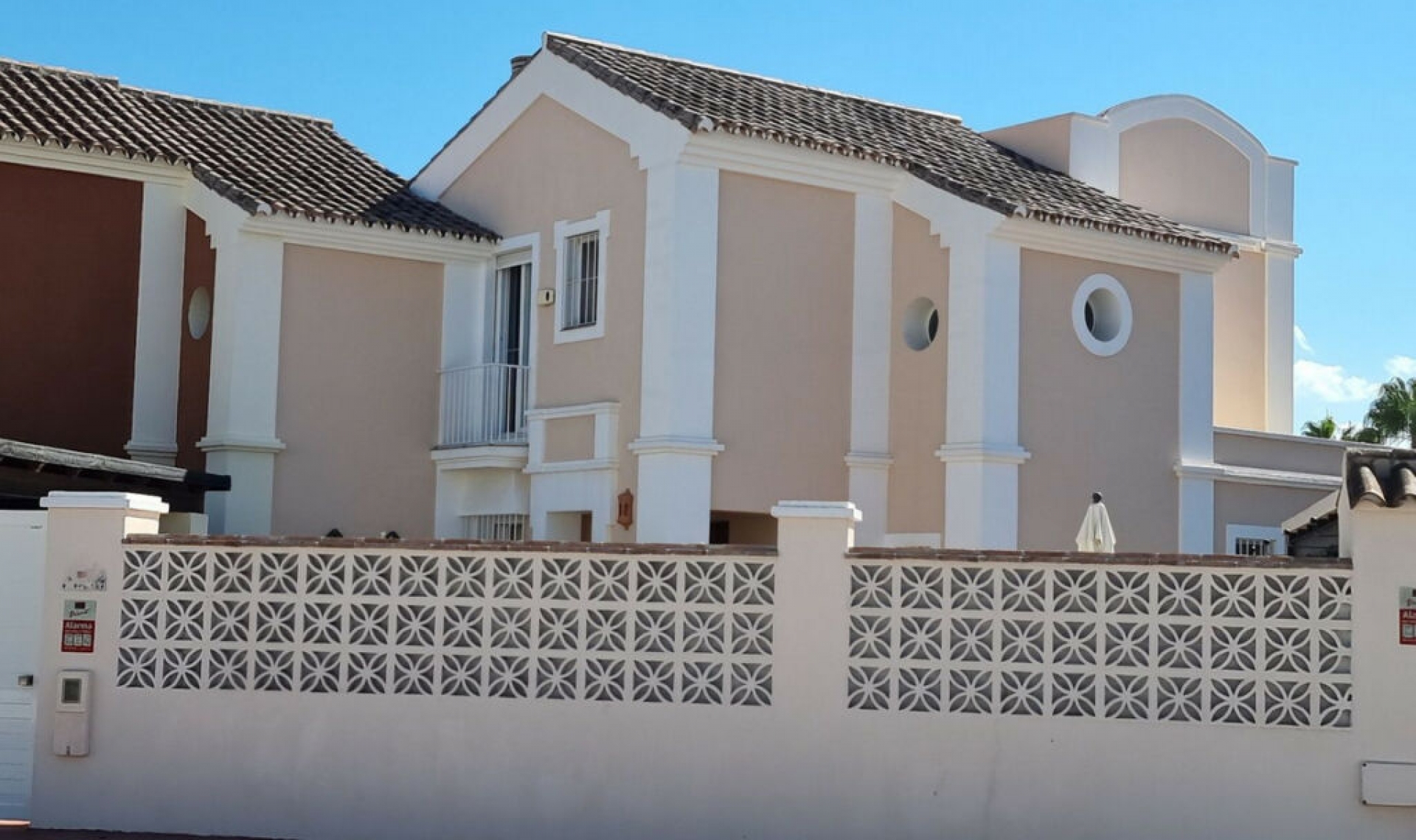 Resale - House -
San Pedro de Alcántara