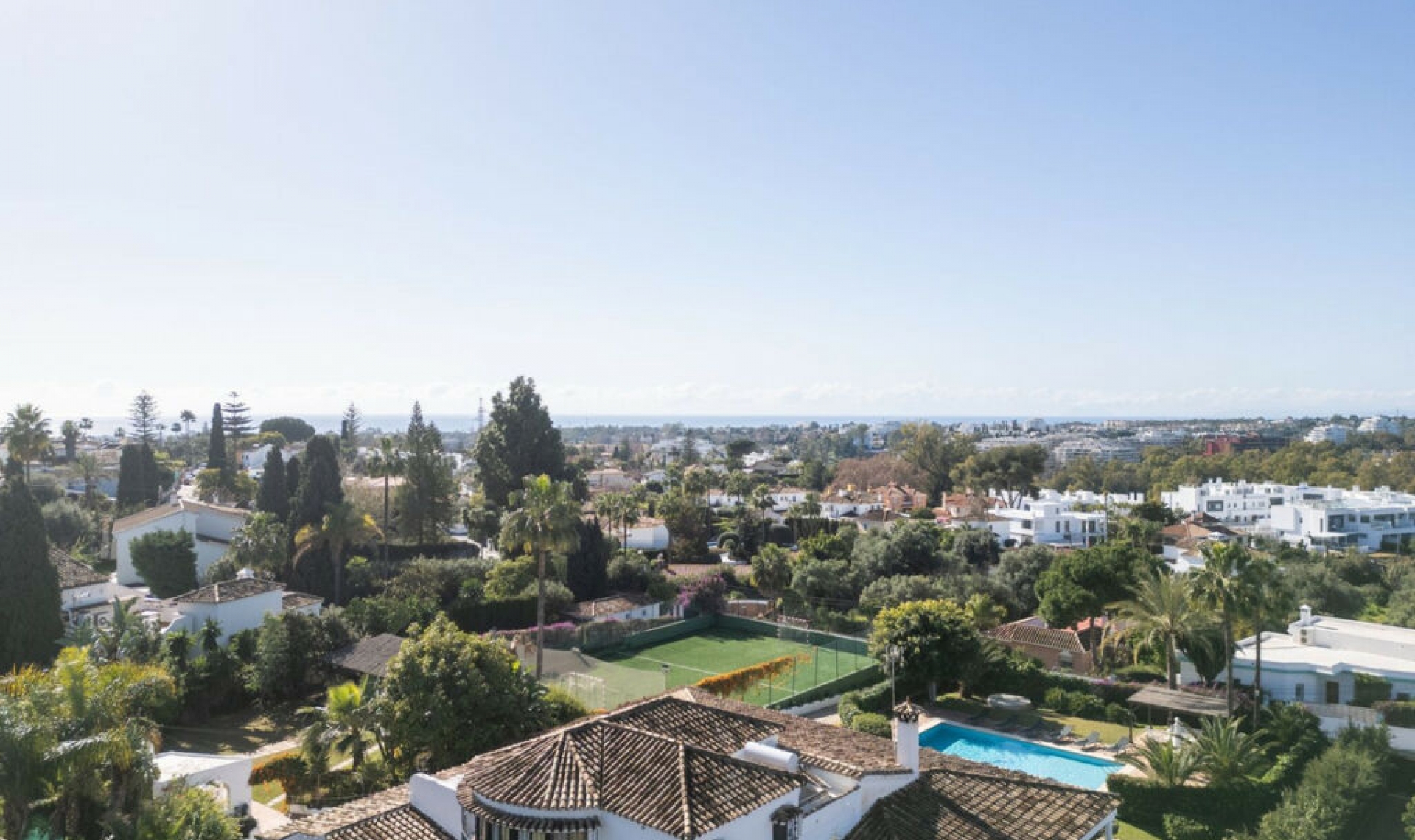 Resale - House -
San Pedro de Alcántara