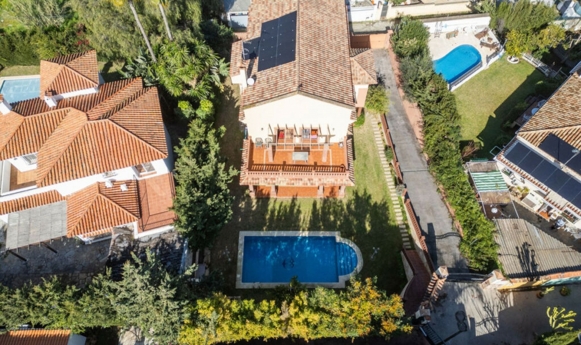 Resale - House -
San Pedro de Alcántara
