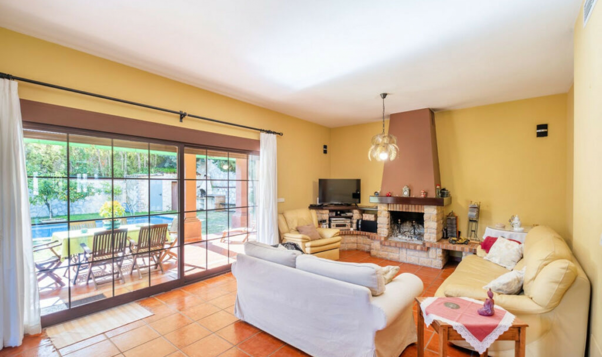 Resale - House -
San Pedro de Alcántara