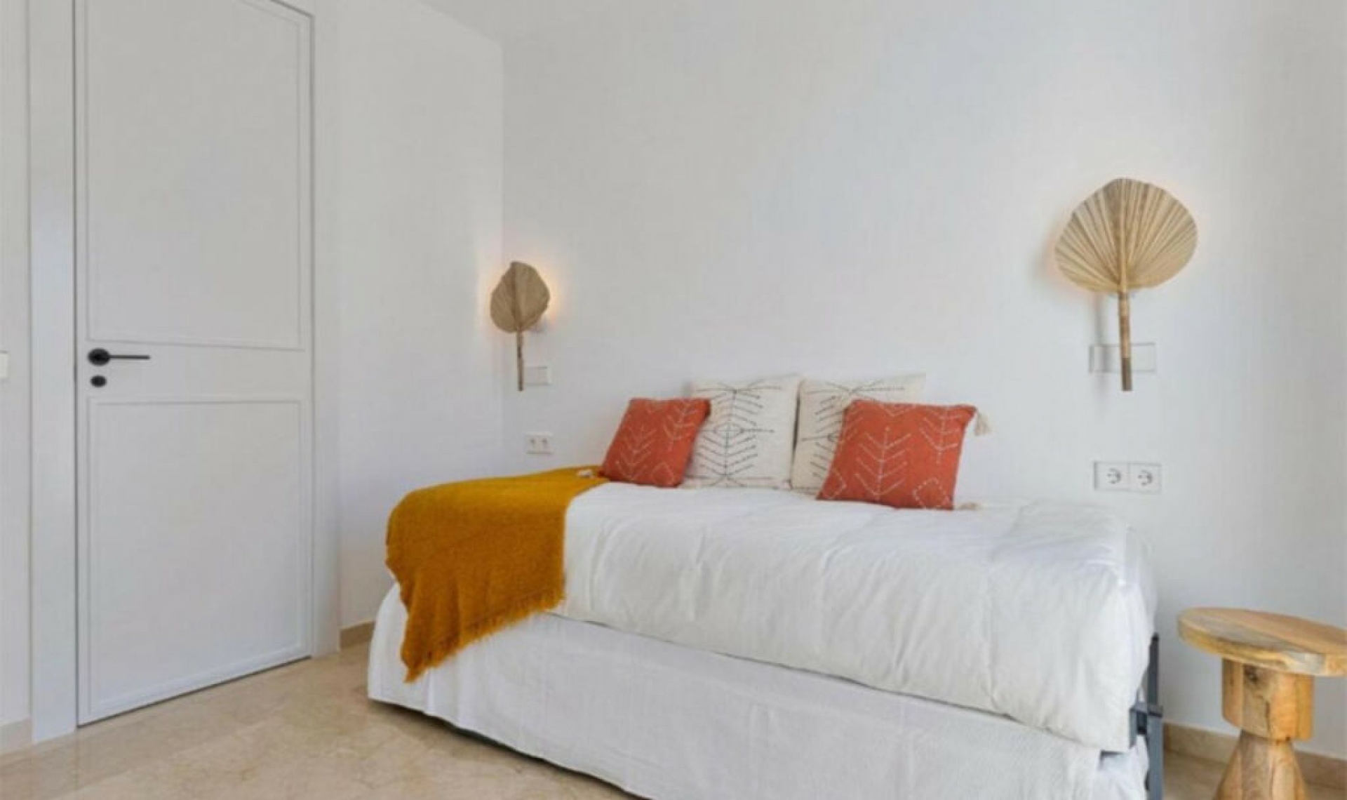 Resale - House -
San Pedro de Alcántara