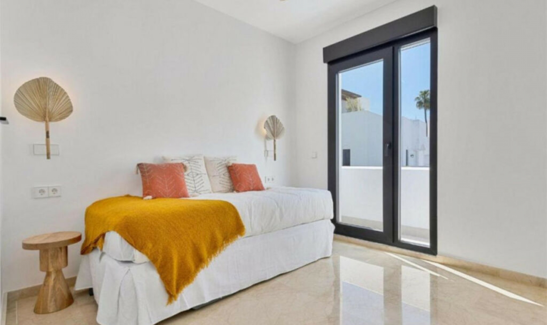 Resale - House -
San Pedro de Alcántara