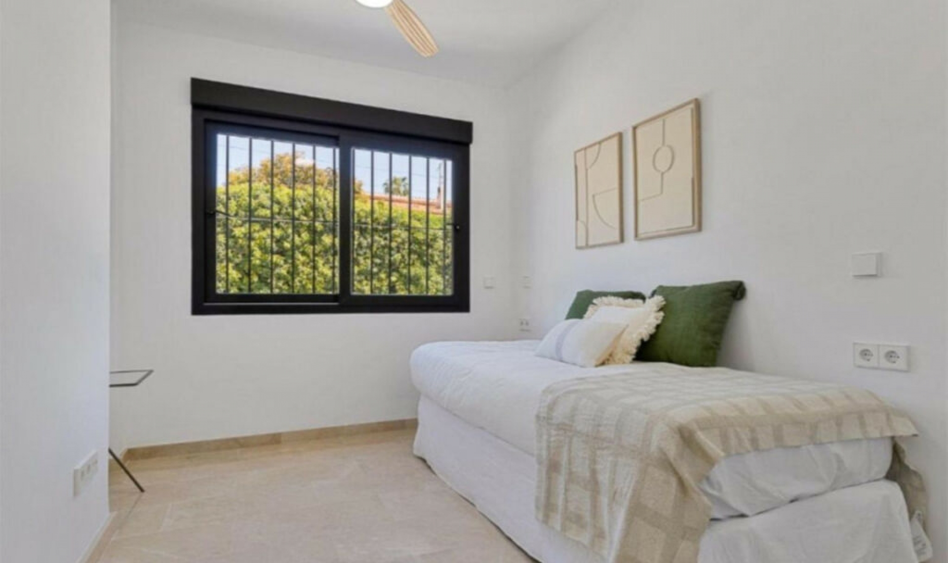 Resale - House -
San Pedro de Alcántara