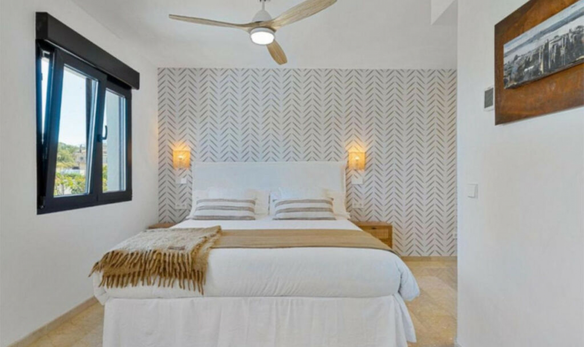 Resale - House -
San Pedro de Alcántara