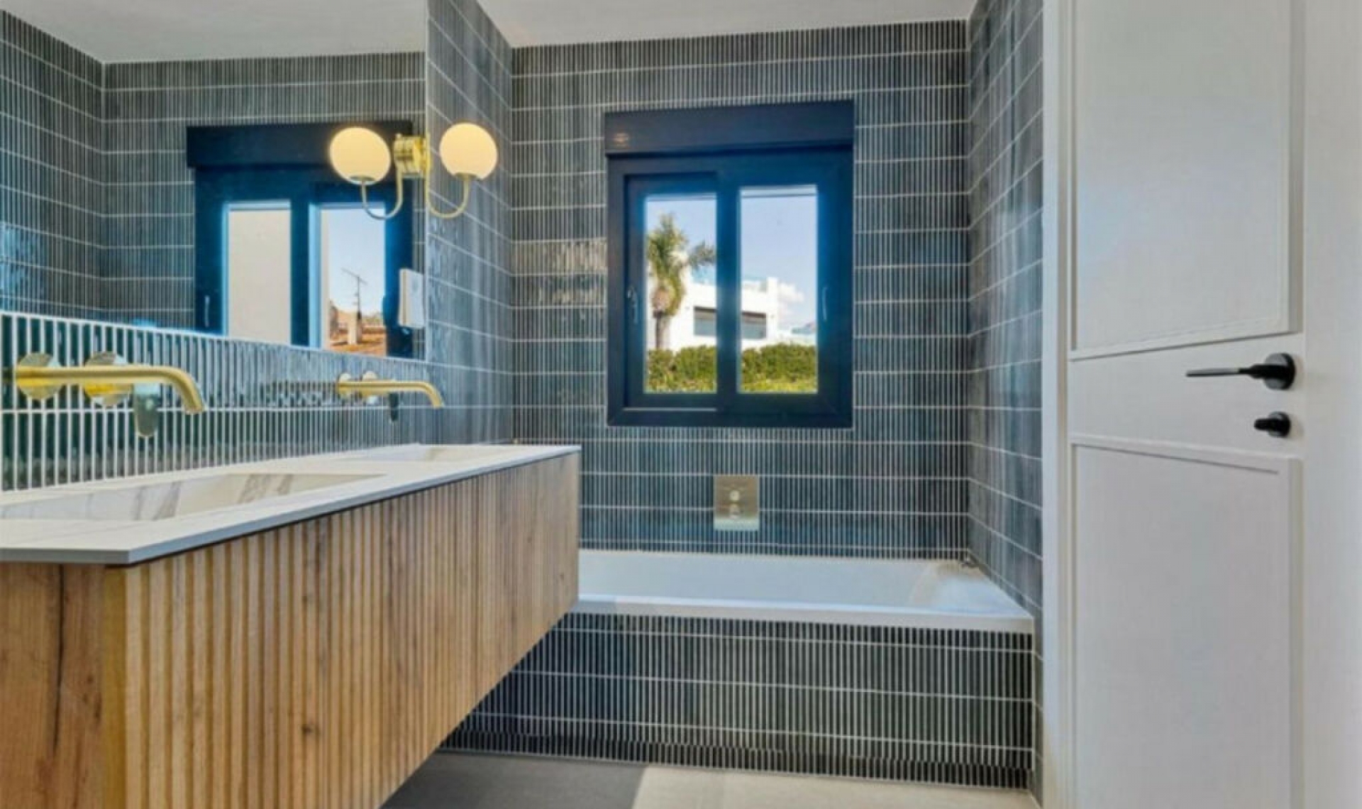 Resale - House -
San Pedro de Alcántara