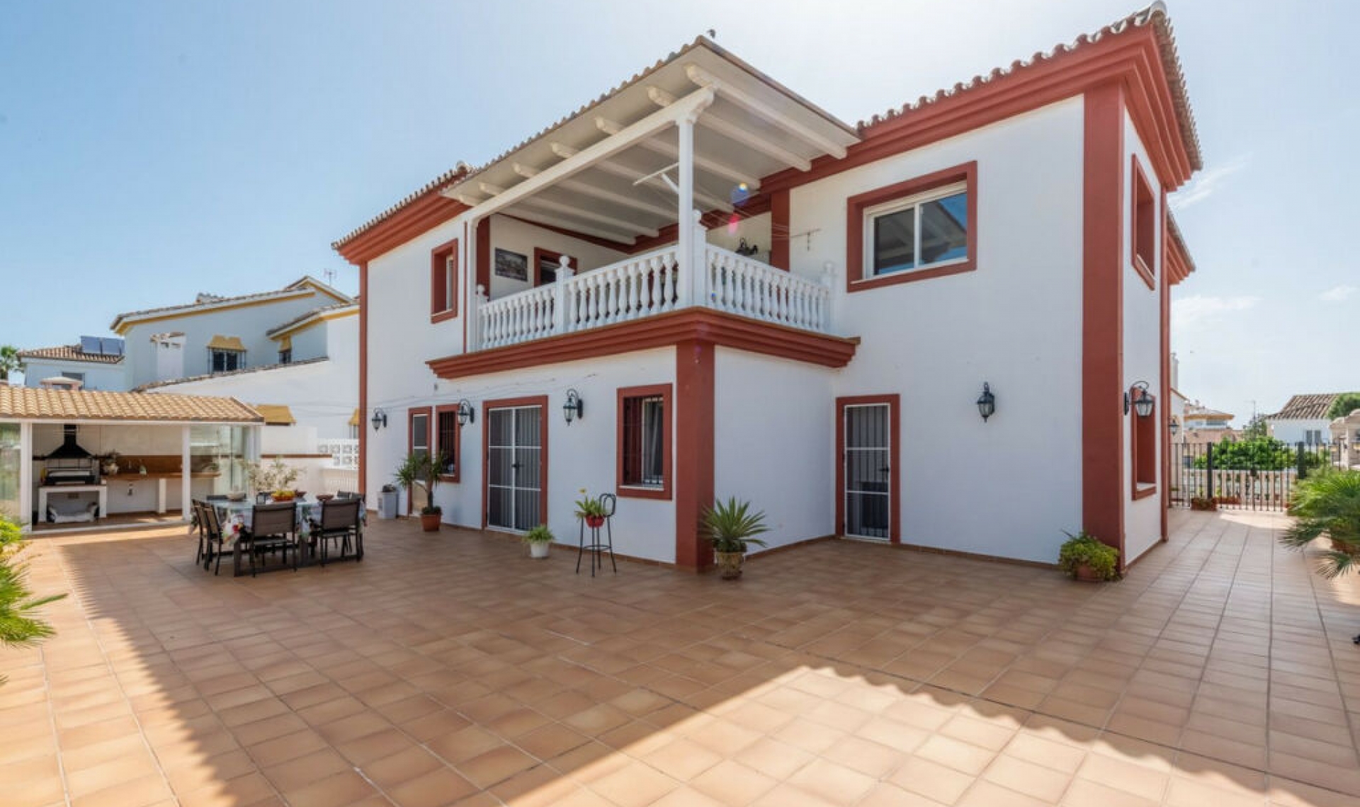 Resale - House -
San Pedro de Alcántara