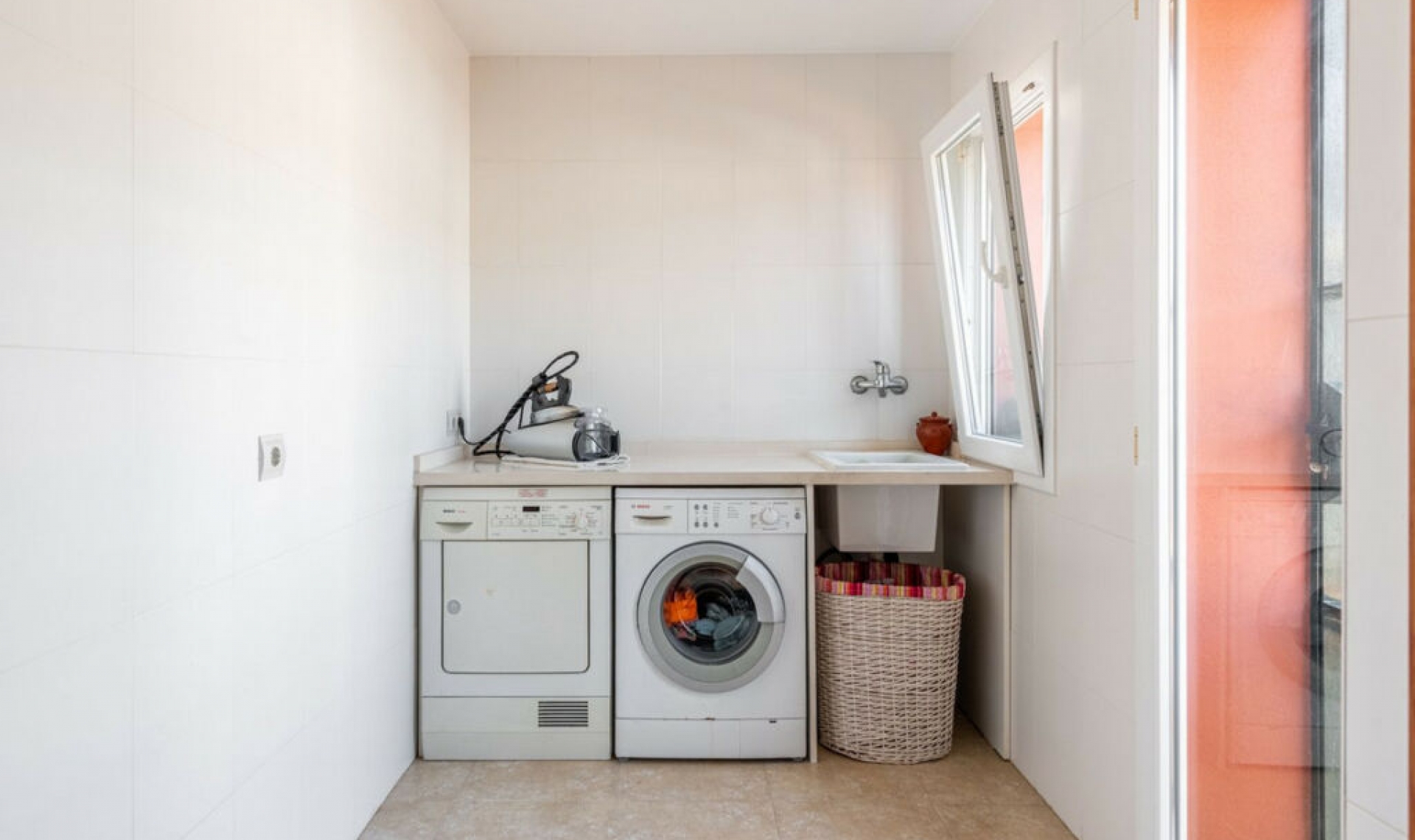 Resale - House -
San Pedro de Alcántara