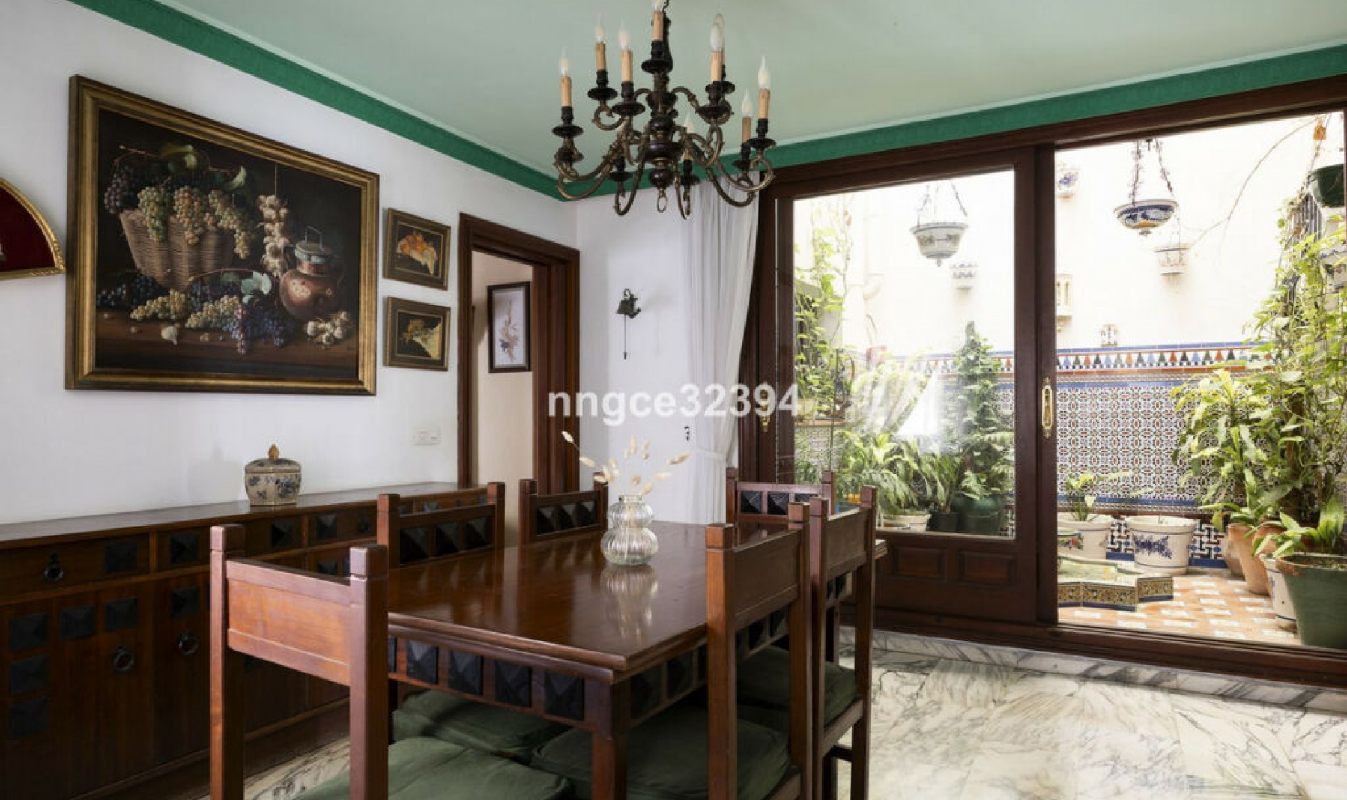 Resale - House -
San Pedro de Alcántara