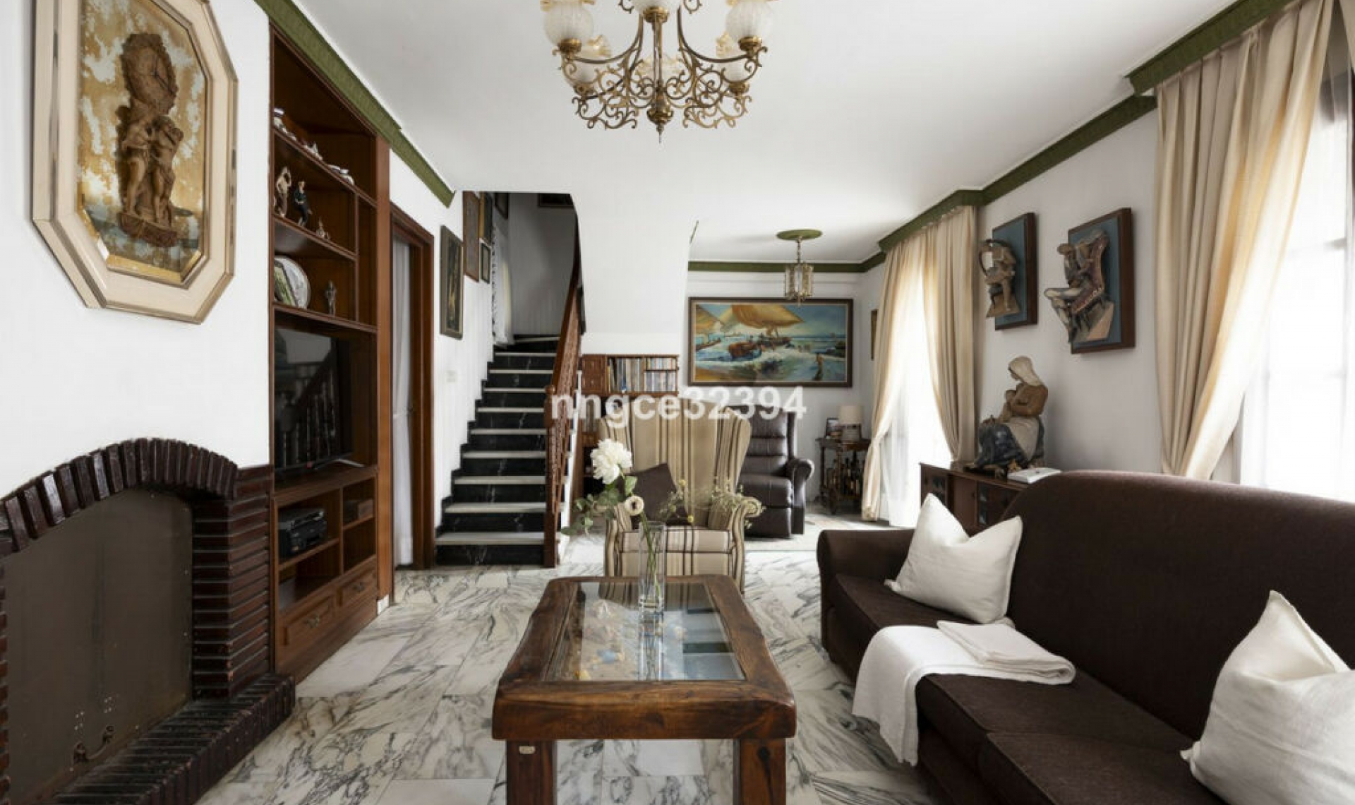 Resale - House -
San Pedro de Alcántara