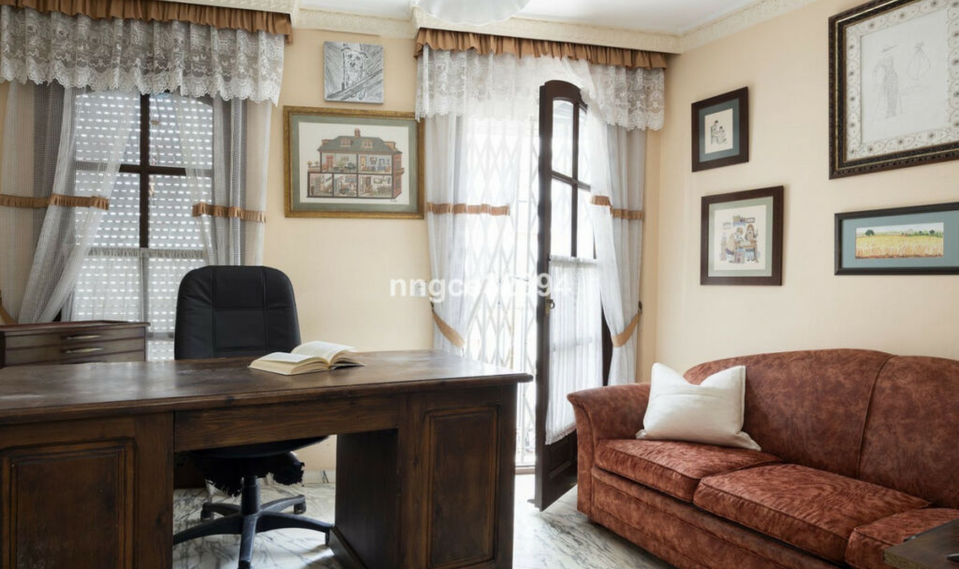Resale - House -
San Pedro de Alcántara