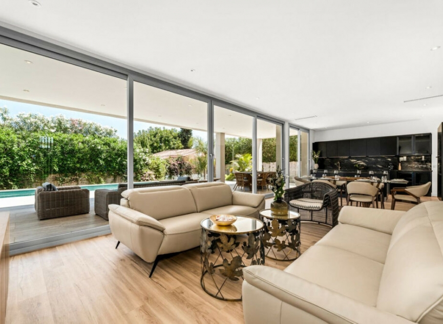 Resale - House -
San Pedro de Alcántara