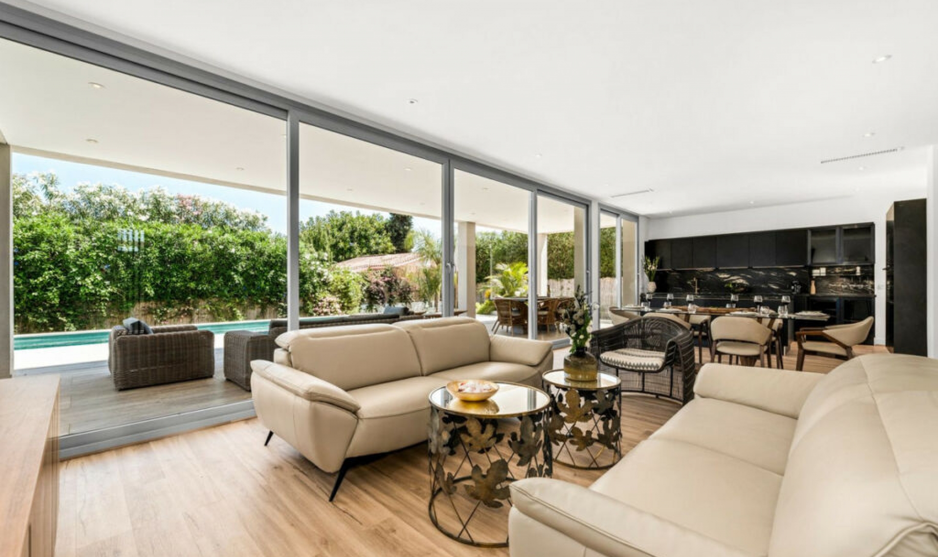 Resale - House -
San Pedro de Alcántara