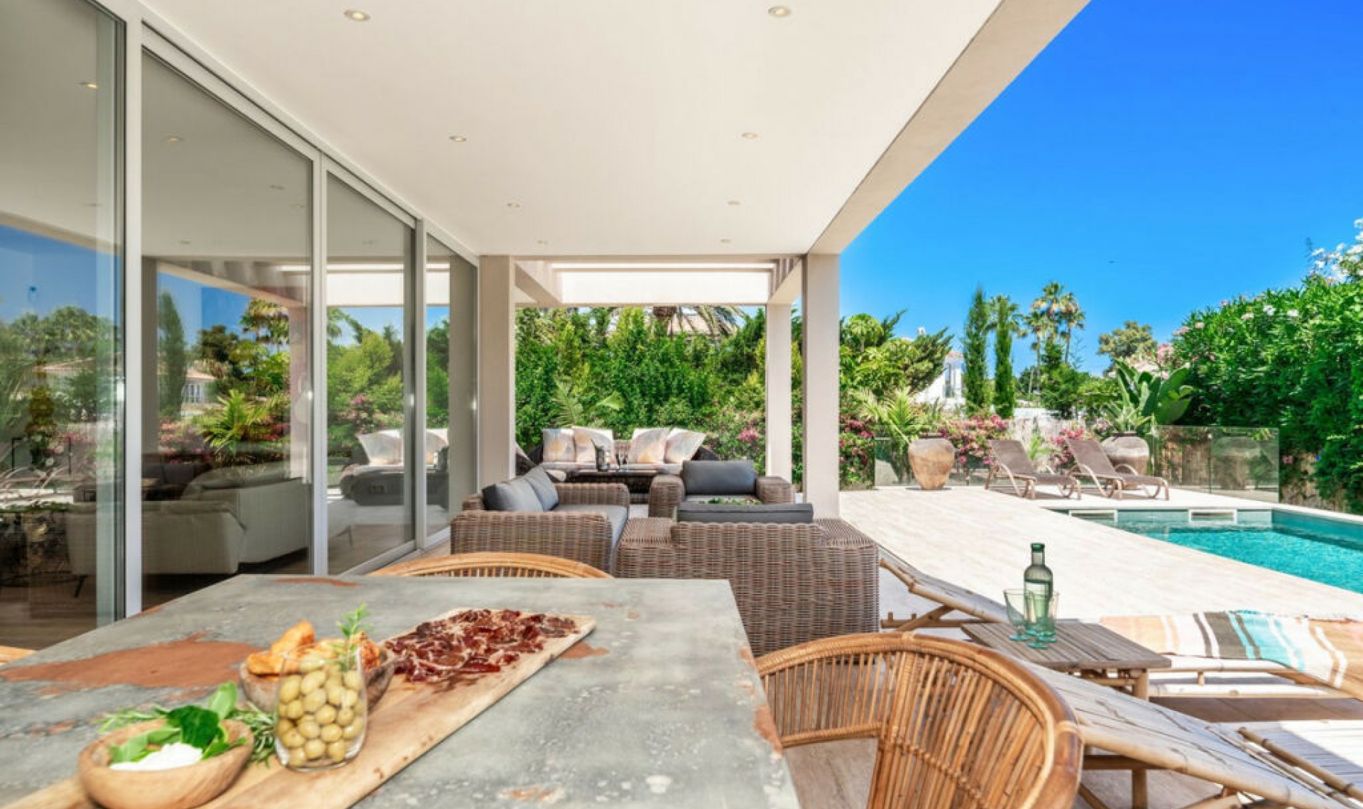 Resale - House -
San Pedro de Alcántara