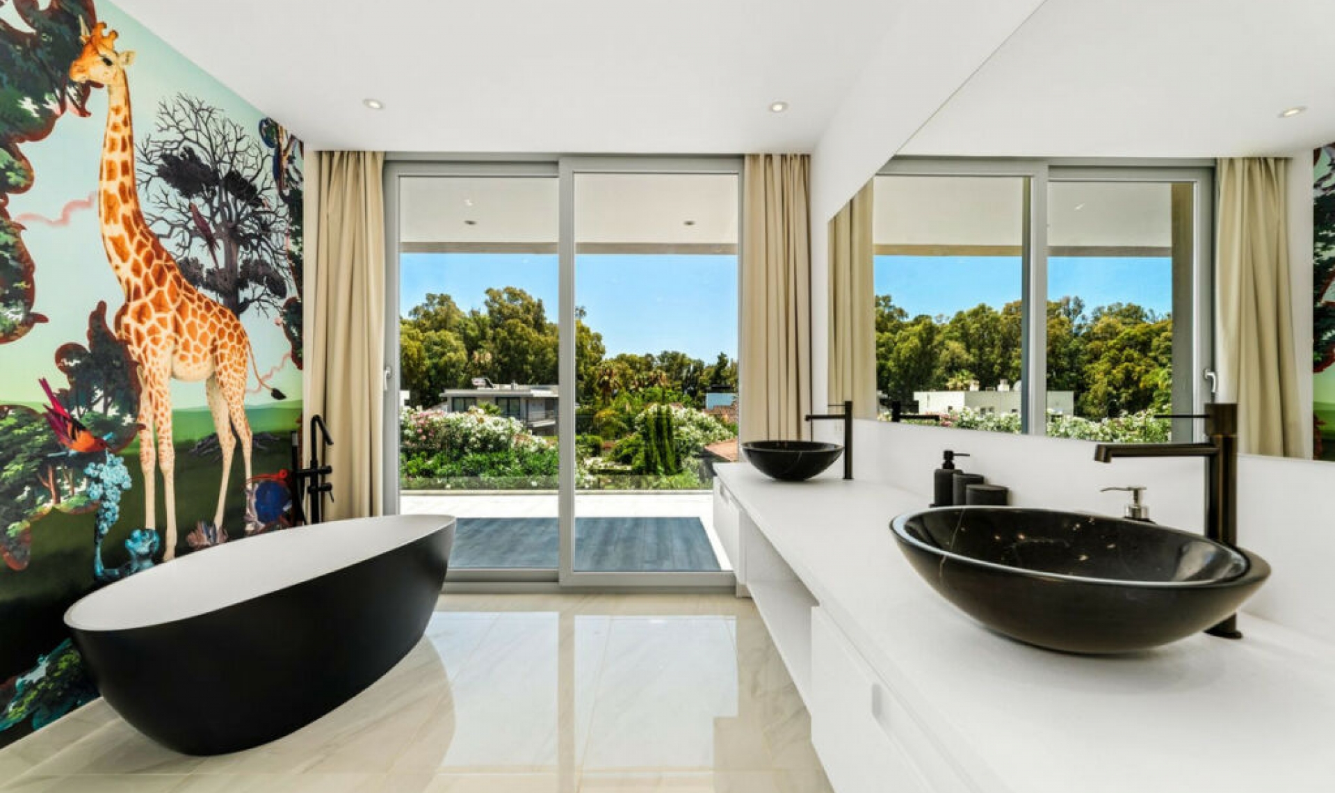 Resale - House -
San Pedro de Alcántara