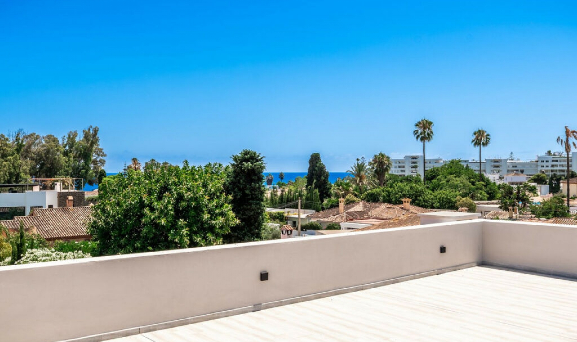 Resale - House -
San Pedro de Alcántara