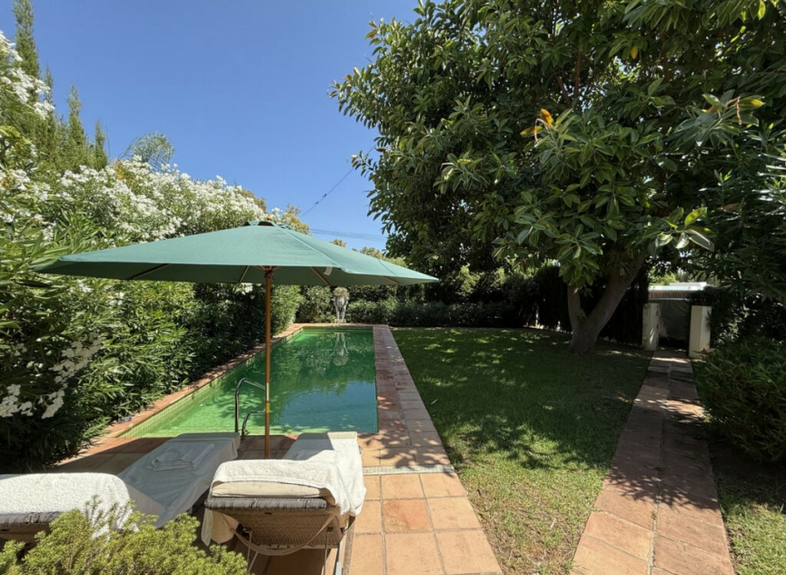 Resale - House -
San Pedro de Alcántara