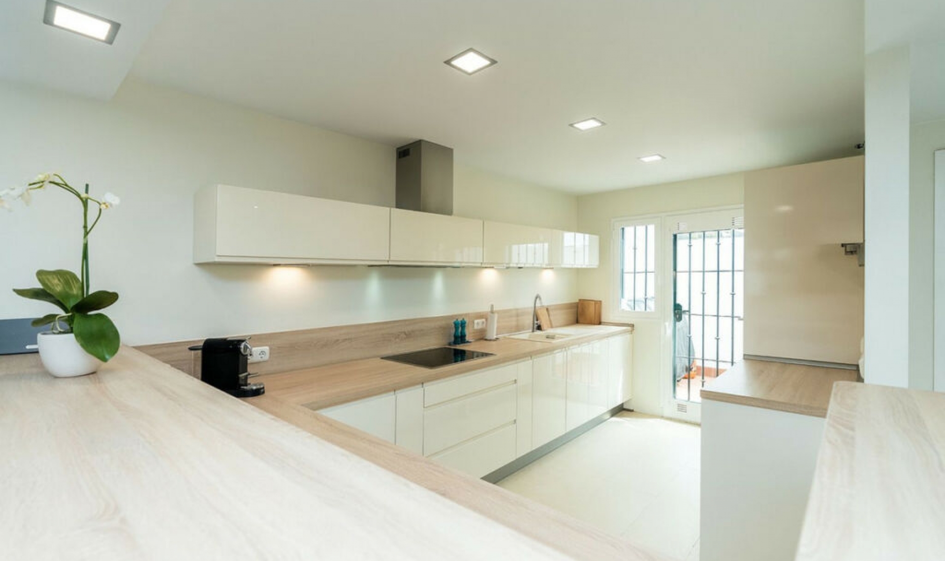 Resale - House -
San Pedro de Alcántara